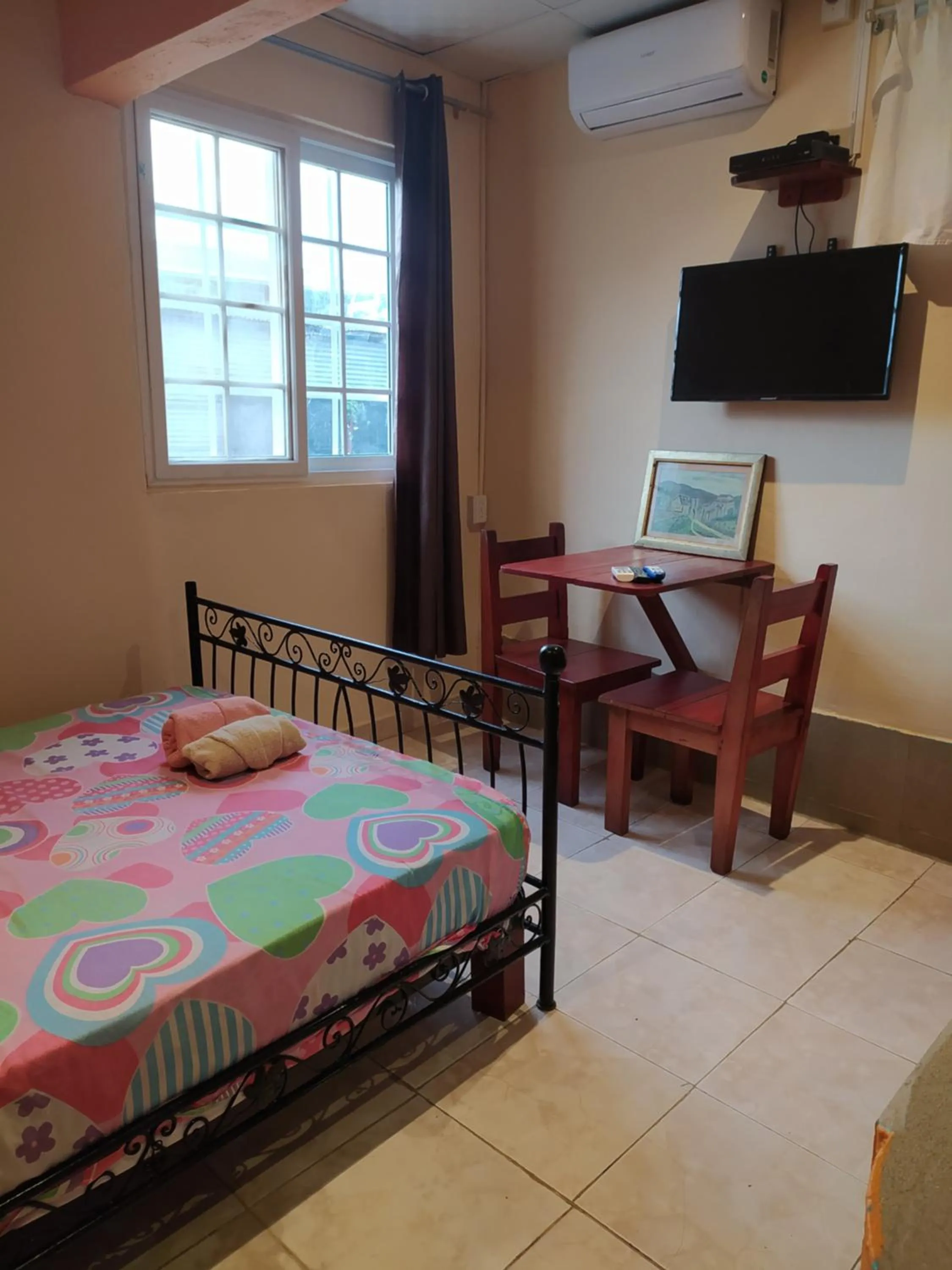 TV and multimedia, Bed in Sun Havens Apartments & Suites