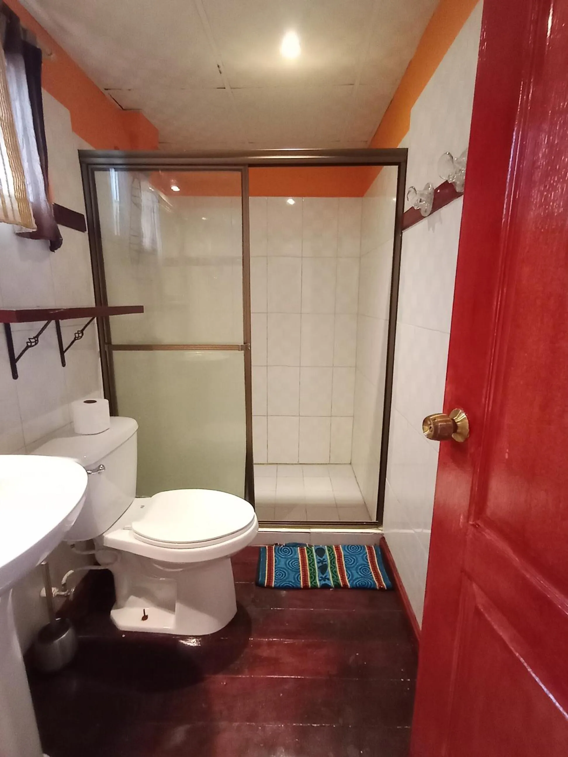 Bathroom in Sun Havens Apartments & Suites