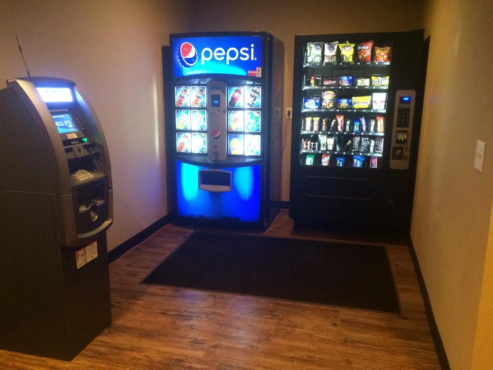 Food and drinks in Van Hook Territorial Inn