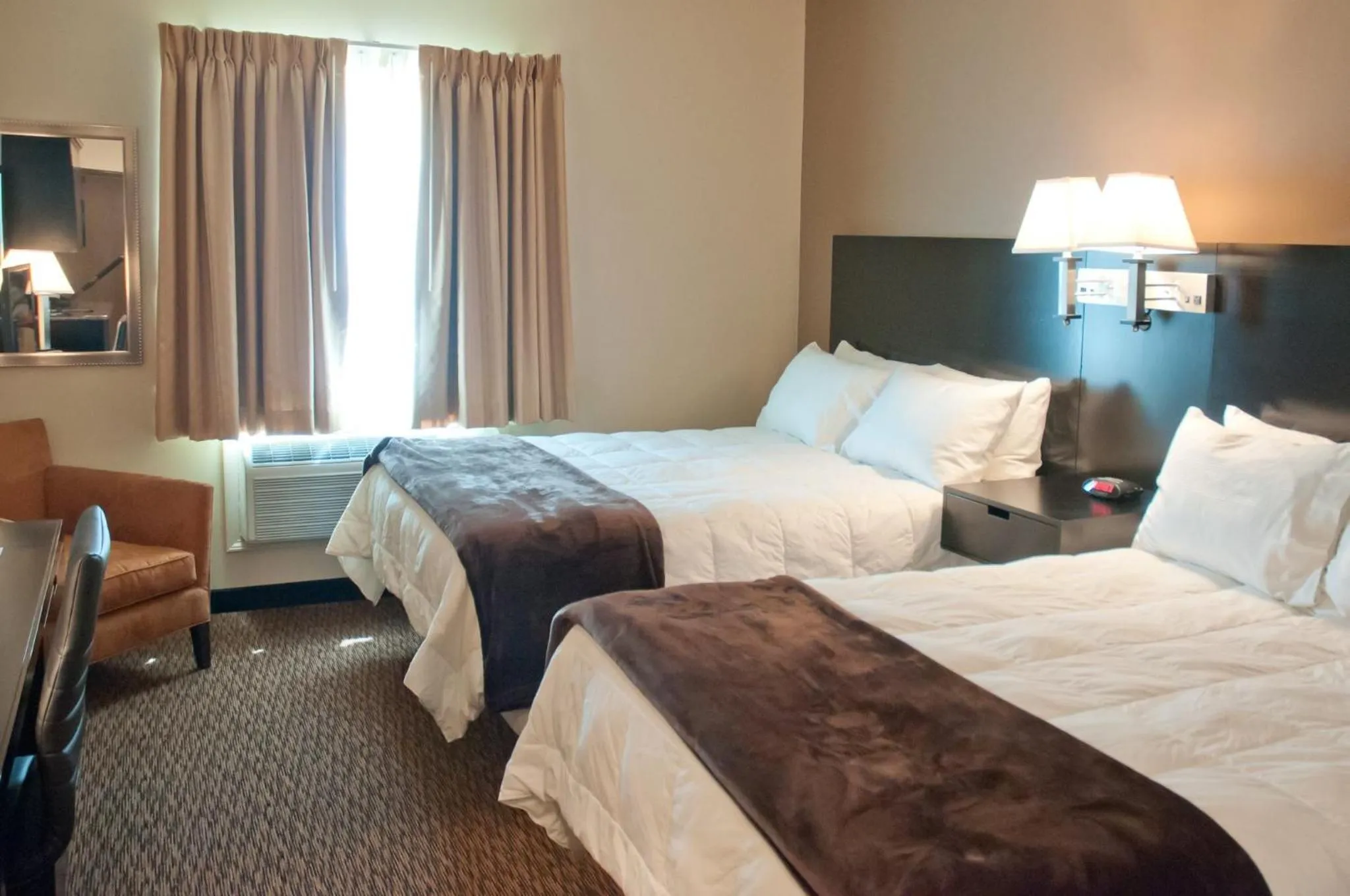 Bed in Van Hook Territorial Inn