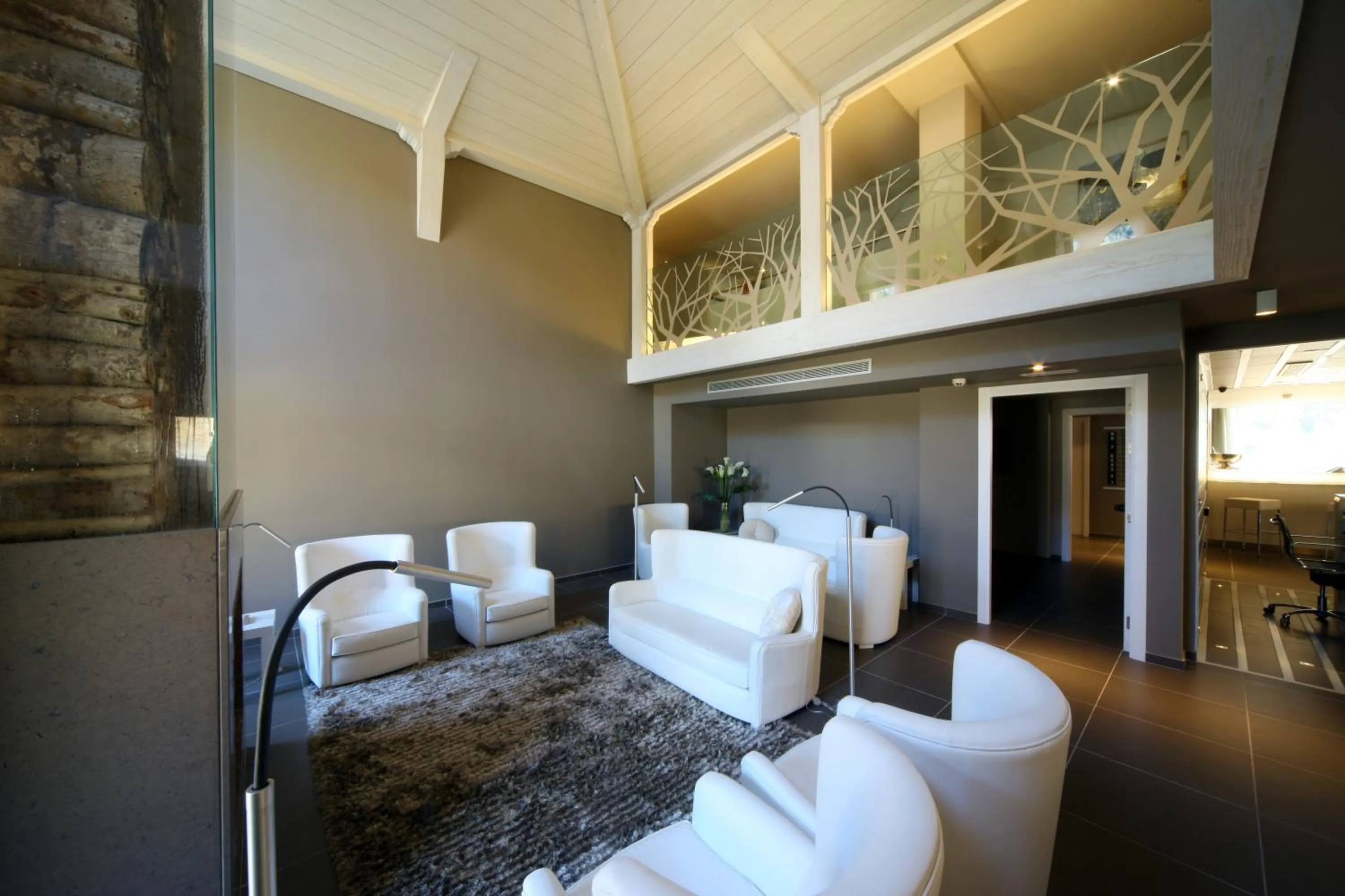 Lobby or reception, Bed in Hotel & Spa Xalet Bringue