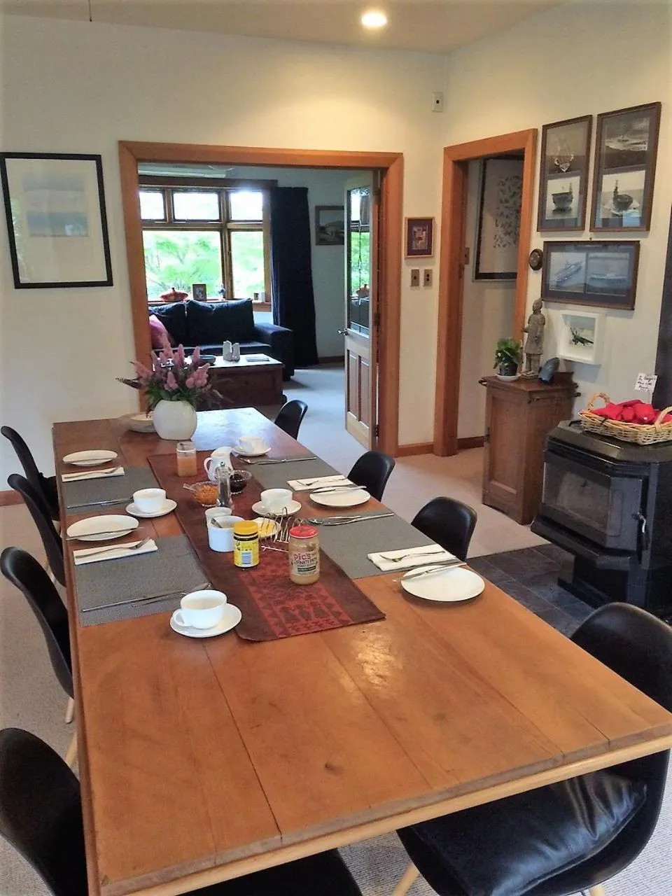 Riverside B & B