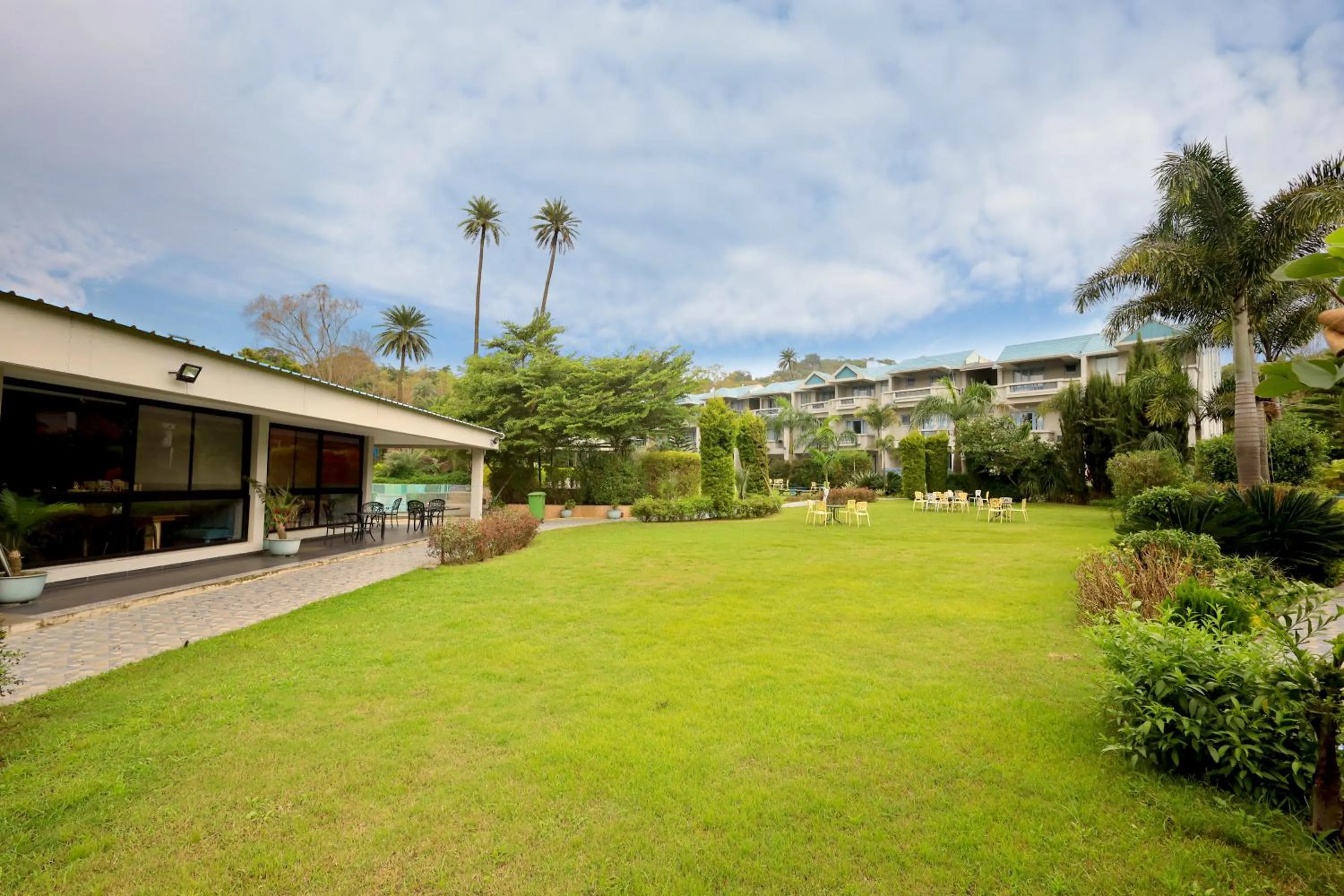 Garden in Hummingbird Resort