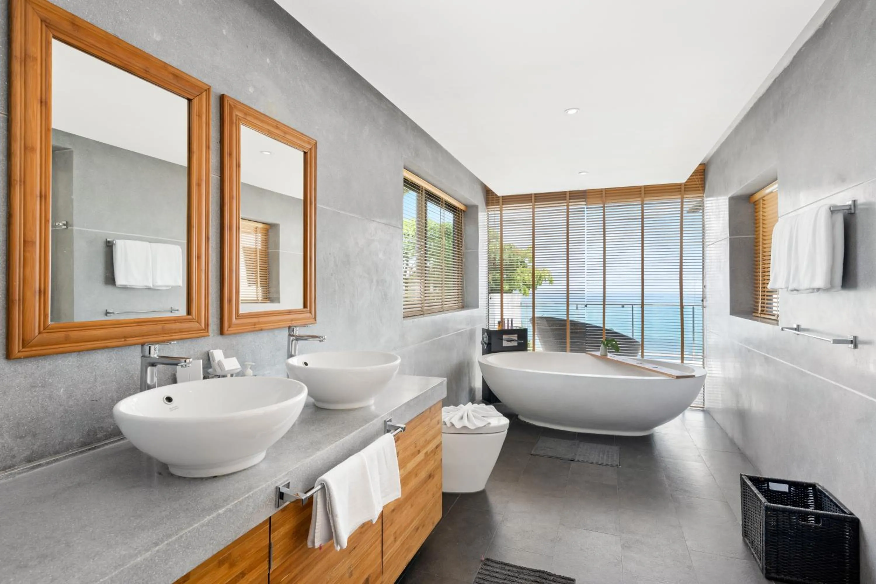 Bathroom in Karpe Diem Villa - Twin Infinity Pools