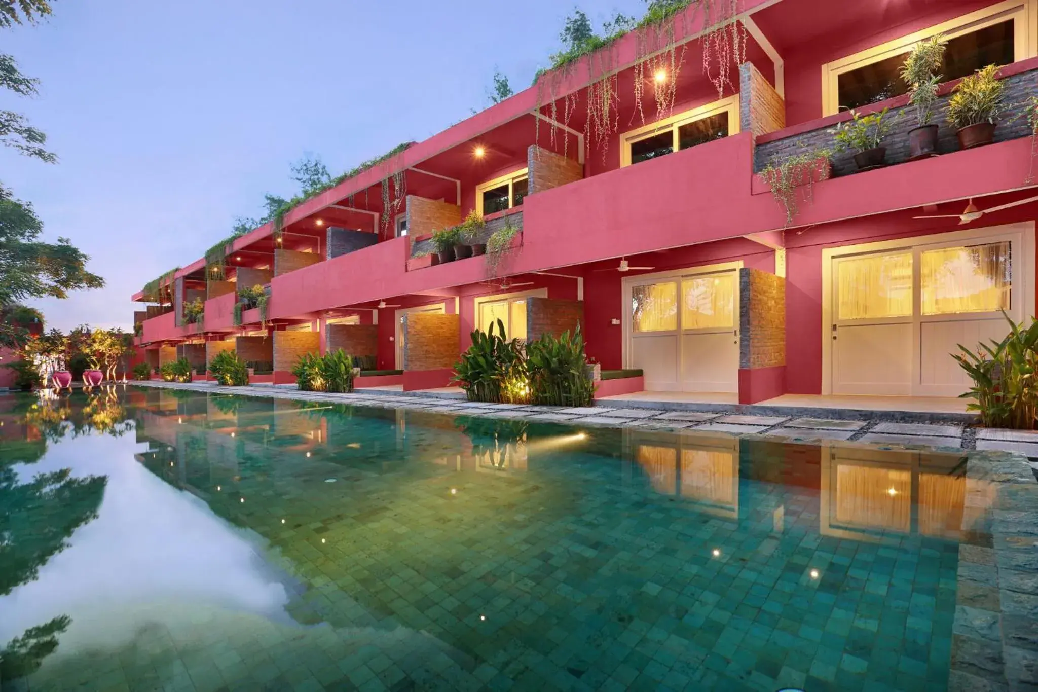 Property building in PinkCoco Gili Trawangan - Constant Surprises - for Cool Adults Only Property building in PinkCoco Gili Trawangan - Constant Surprises - for Cool Adults Only