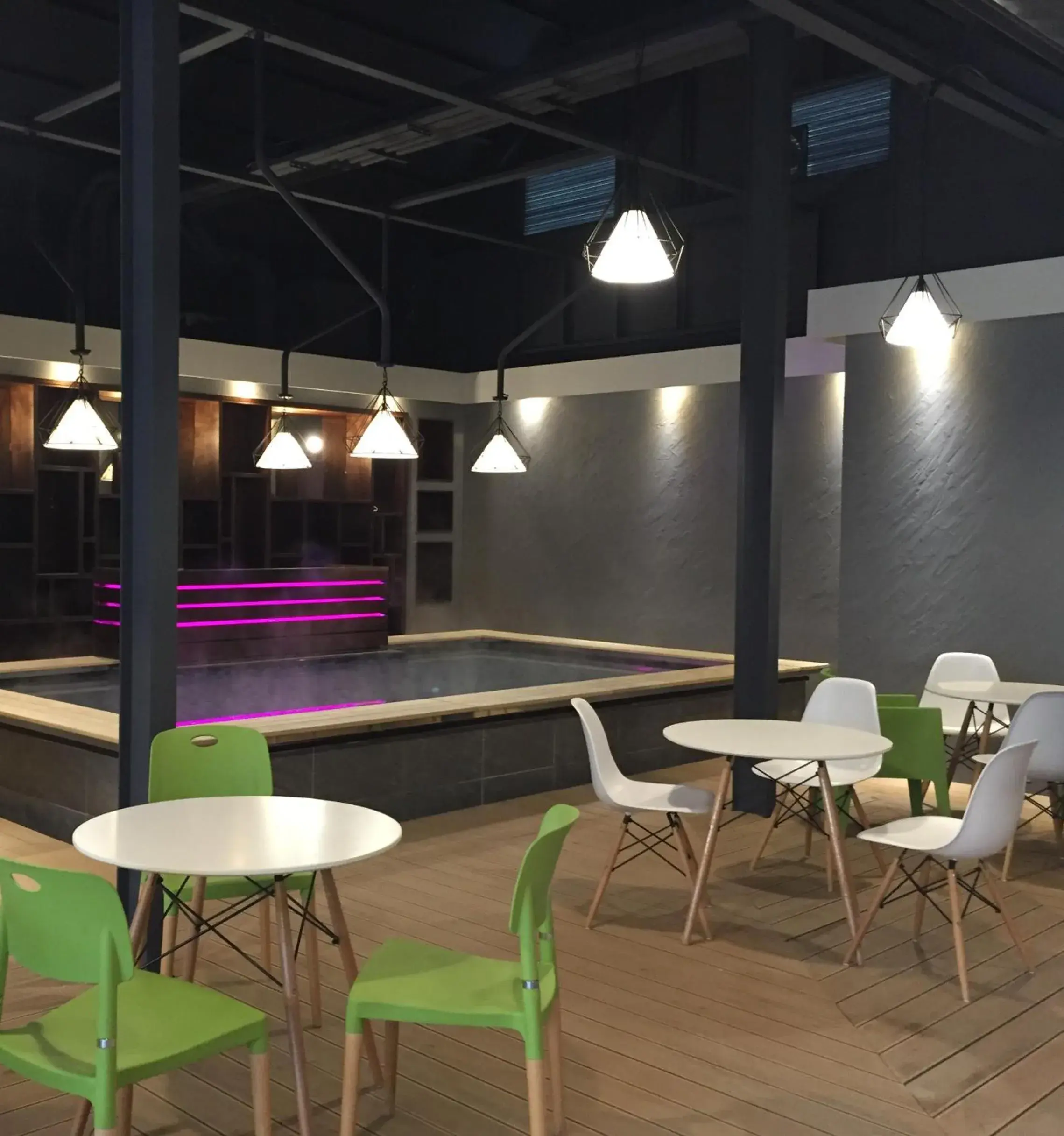 Restaurant/places to eat in SIX FUKUN HOTEL Restaurant/places to eat in SIX FUKUN HOTEL