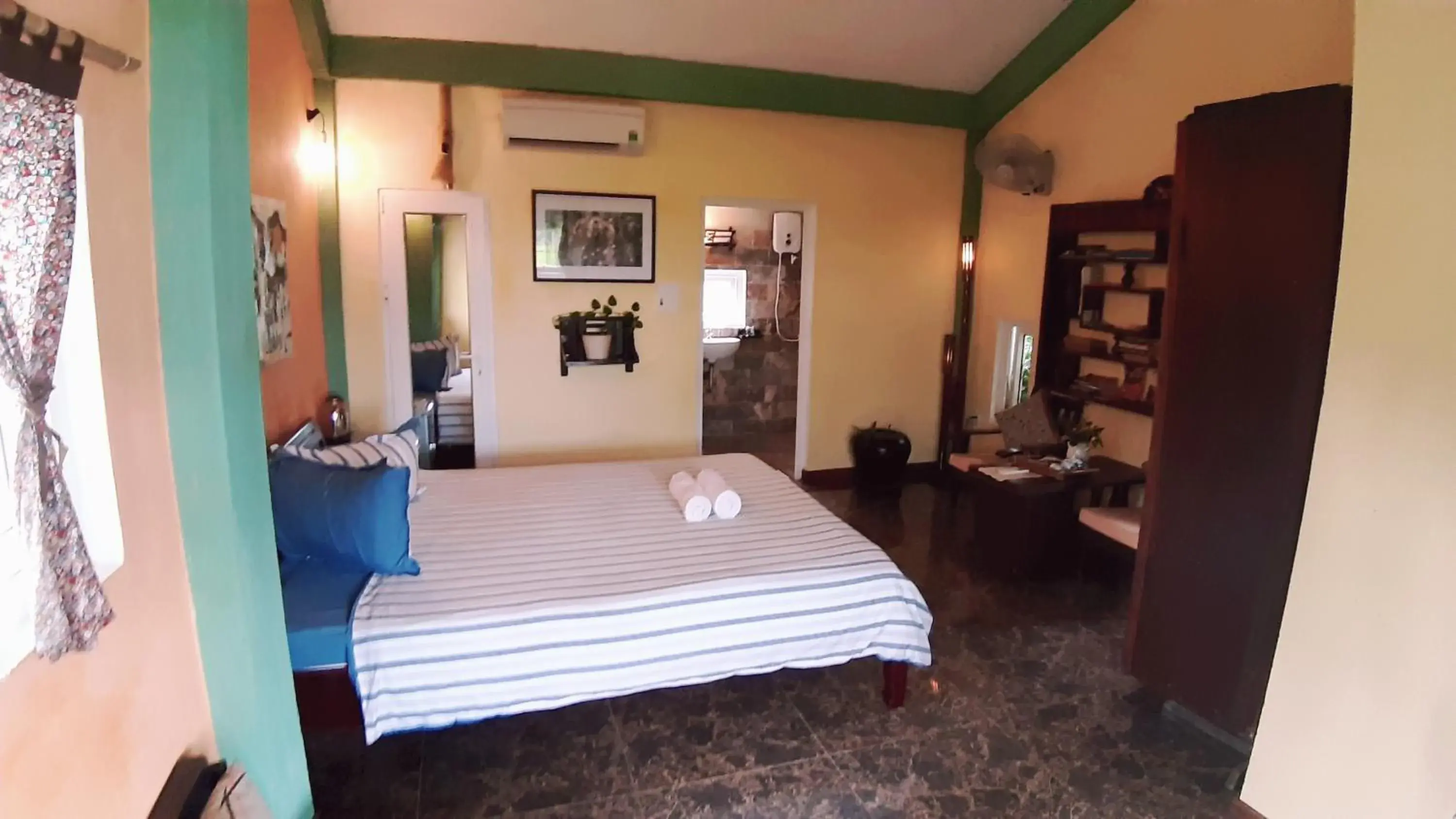 Photo of the whole room, Bed in La Terrazza Photo of the whole room, Bed in La Terrazza