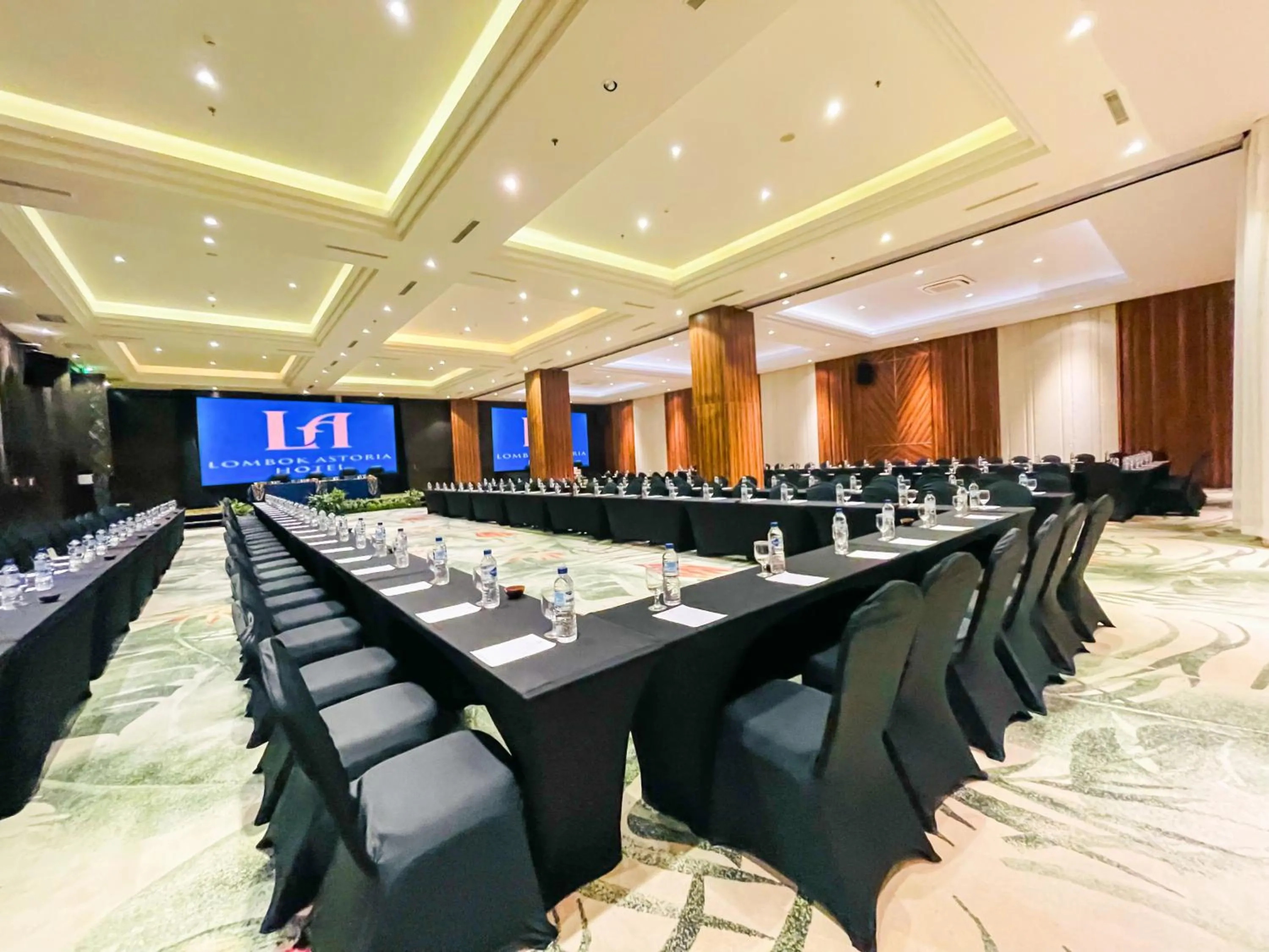 Meeting/conference room in Lombok Astoria Hotel