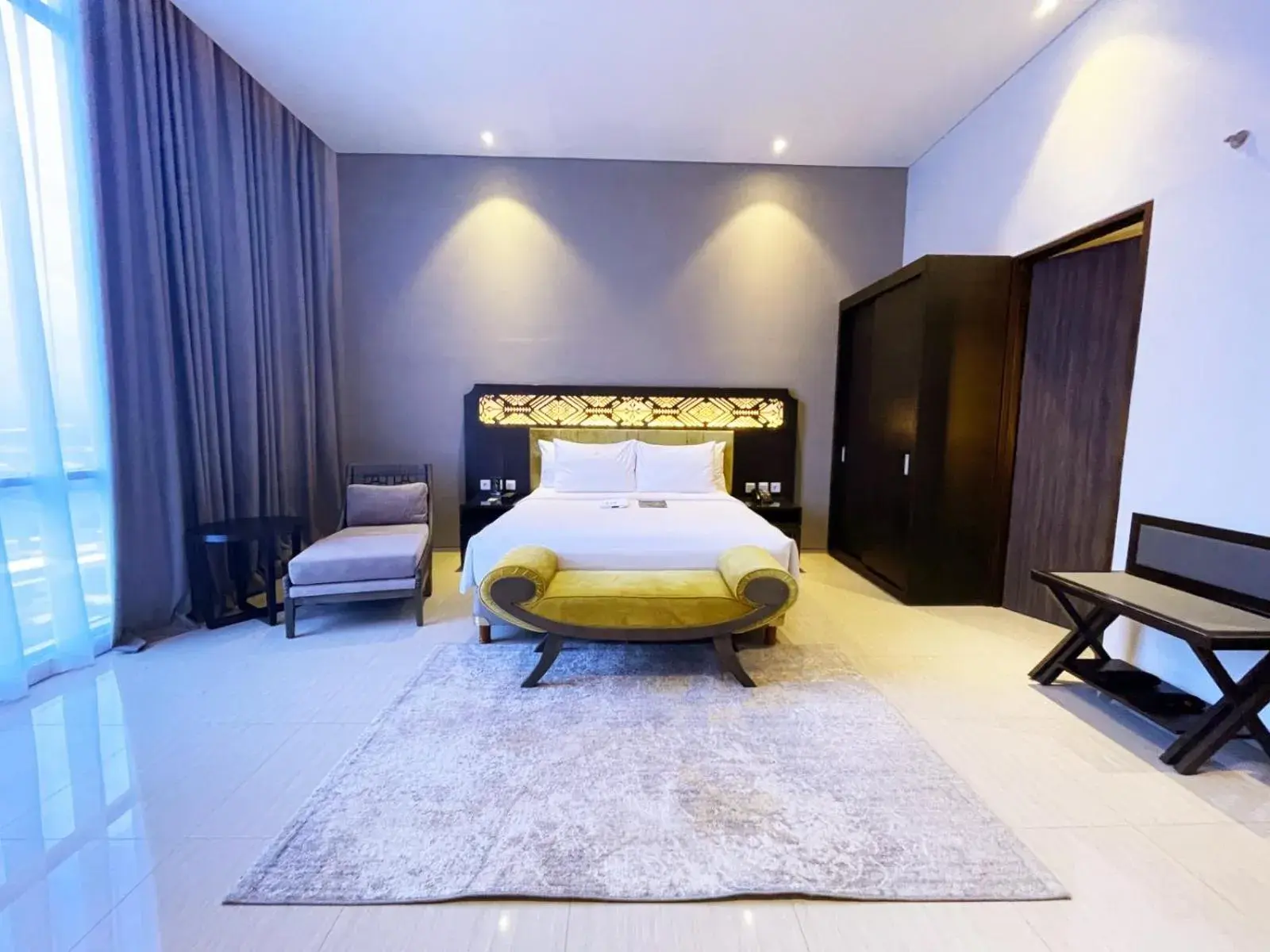 Bedroom, Bed in Lombok Astoria Hotel Bedroom, Bed in Lombok Astoria Hotel