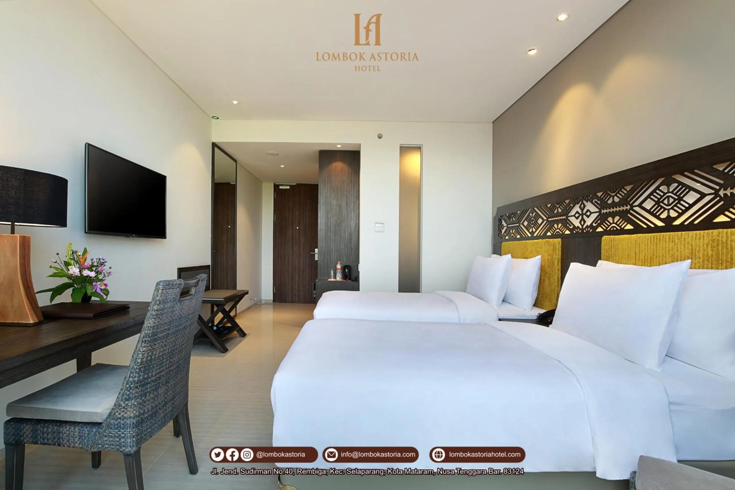 Bed in Lombok Astoria Hotel