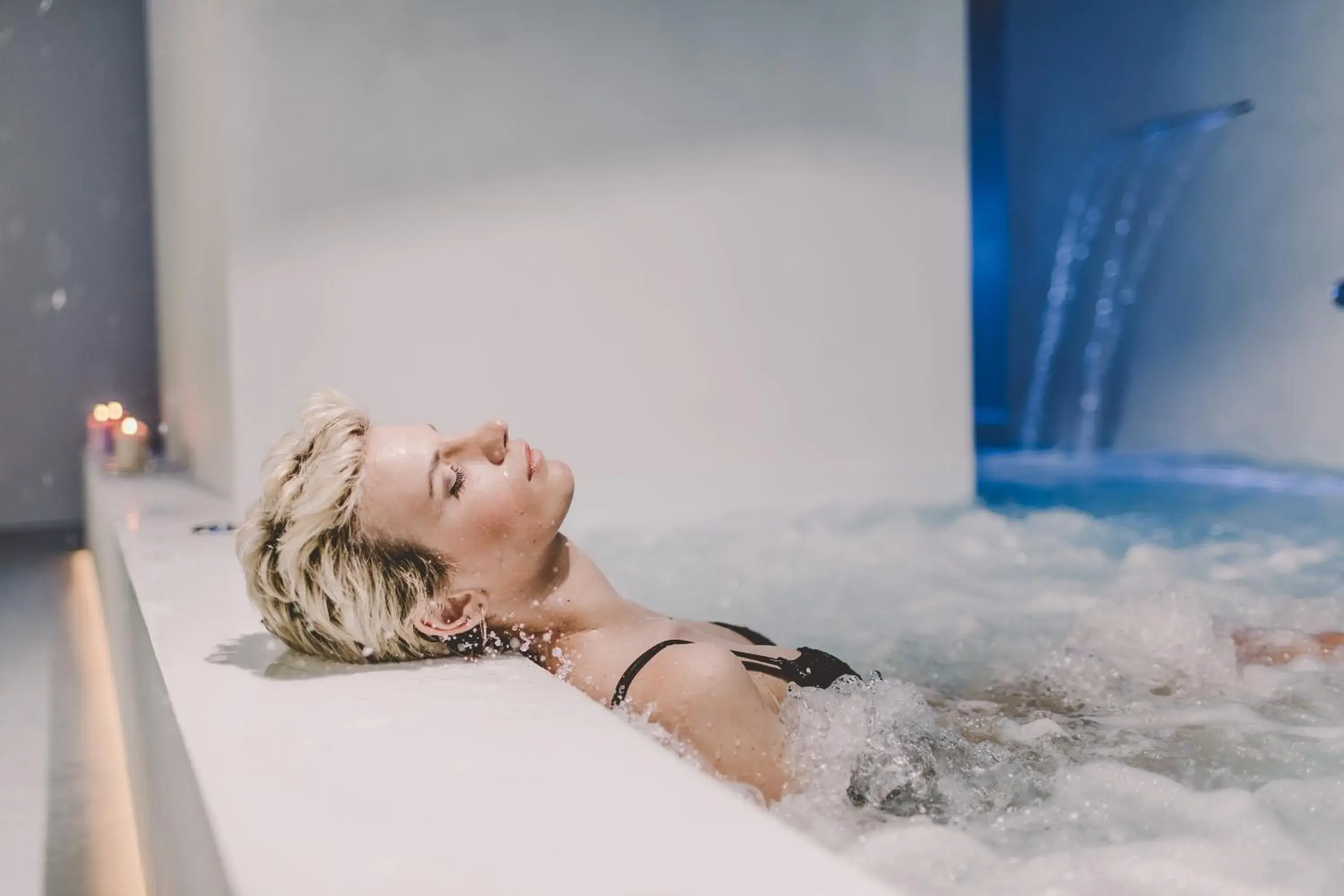 Spa and wellness centre/facilities in Suite 10 Home Design & Spa Spa and wellness centre/facilities in Suite 10 Home Design & Spa