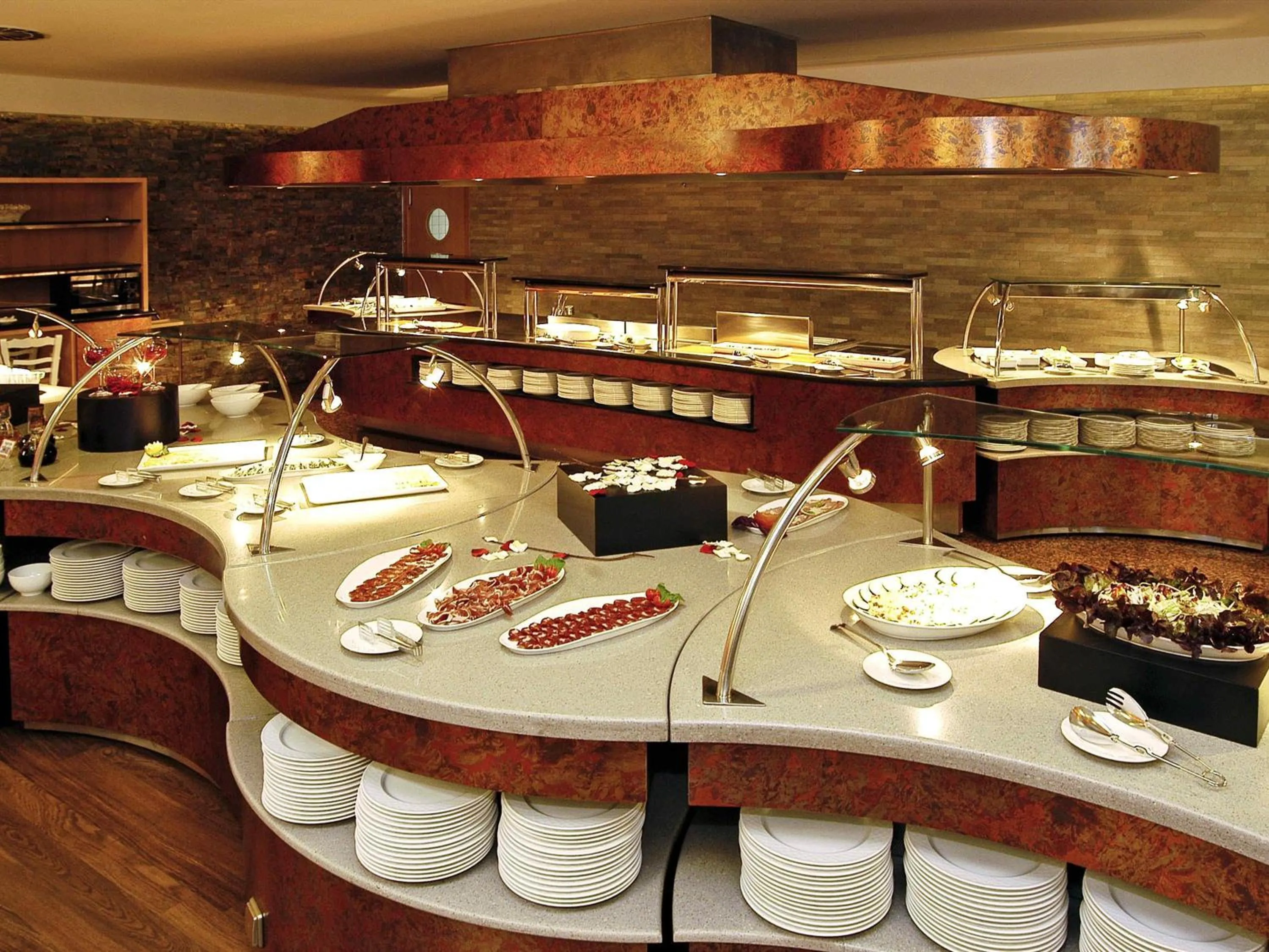 Restaurant/places to eat in Novotel Andorra