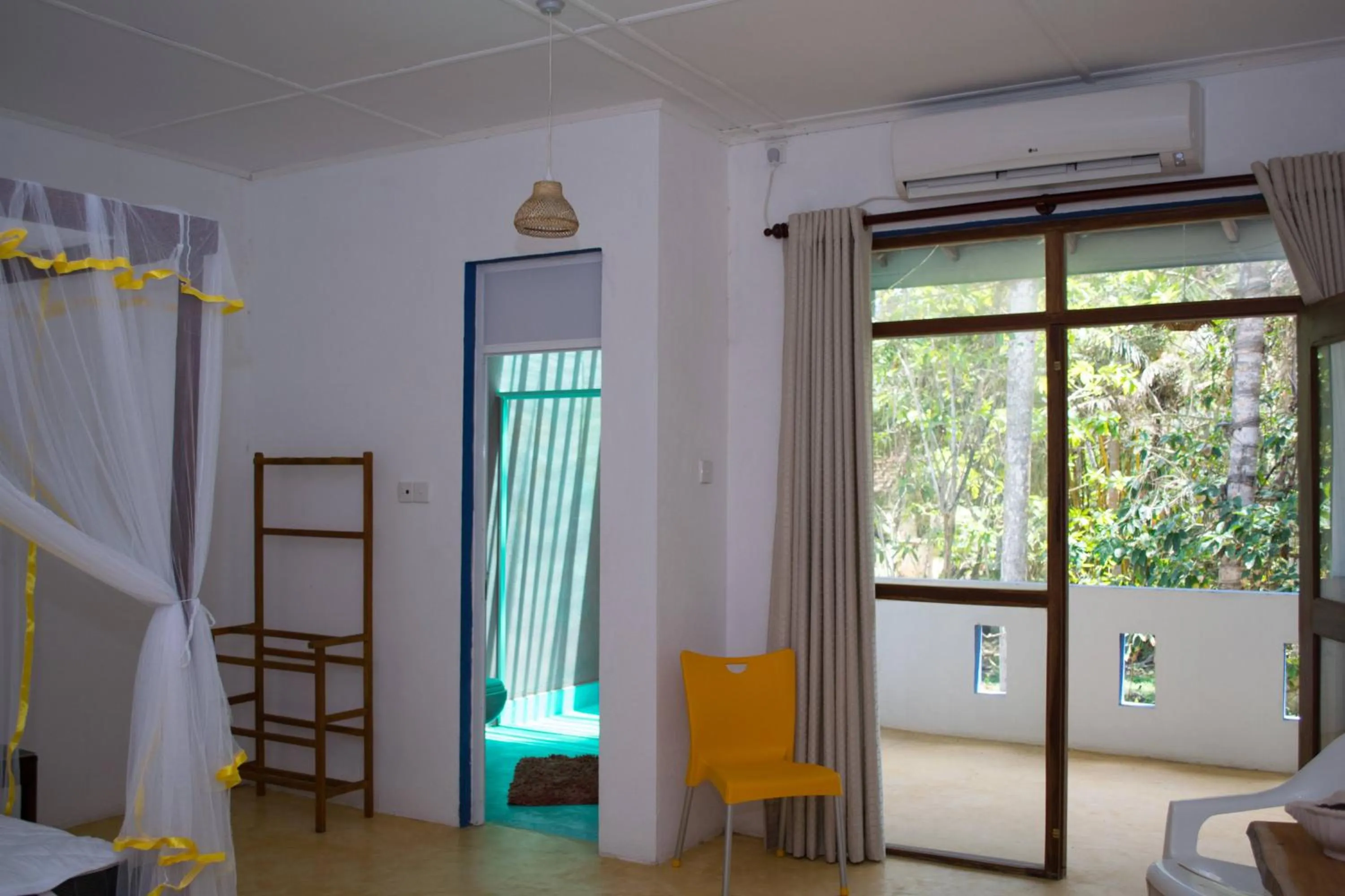 Balcony/Terrace, Bed in FEEL Beach Apartments