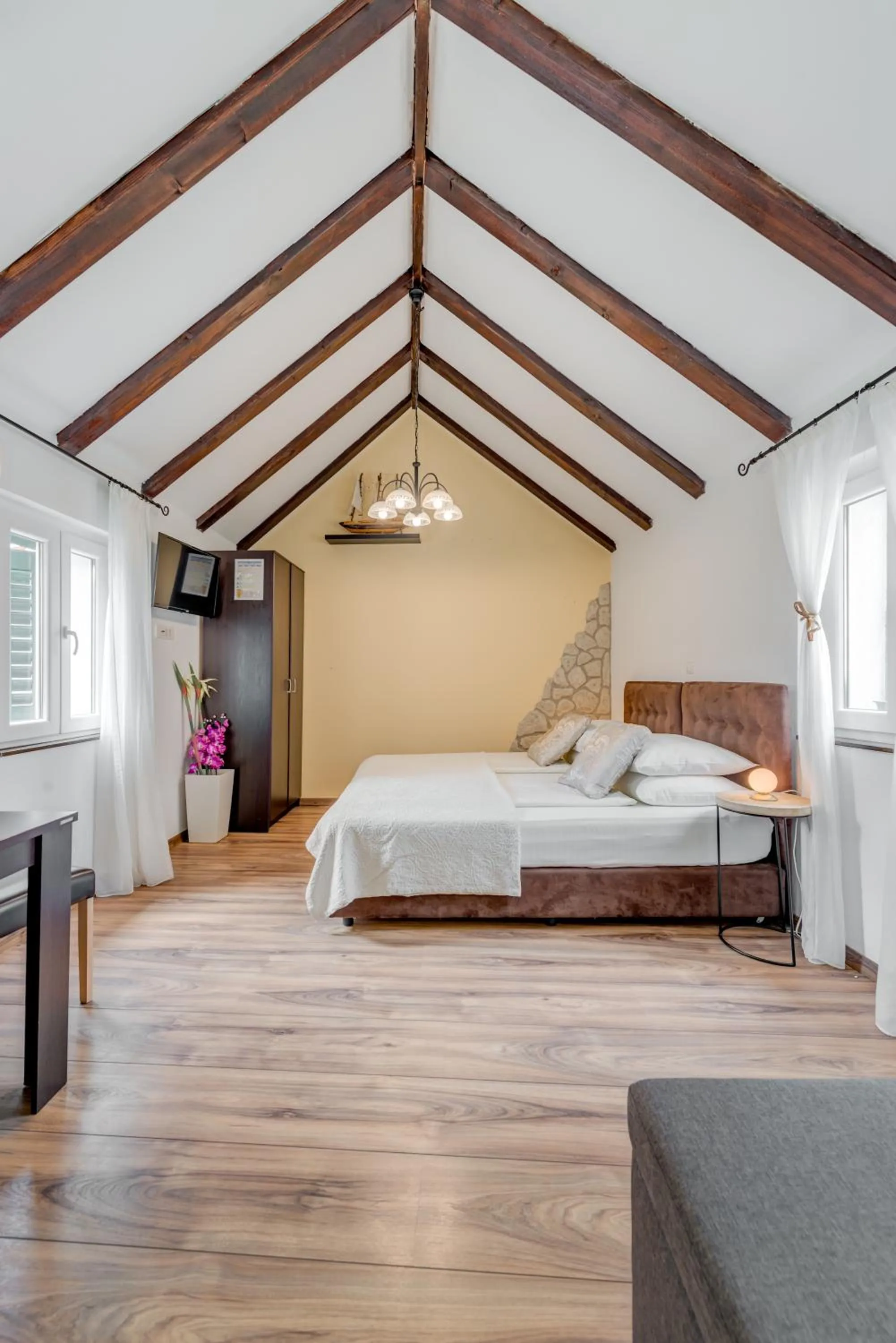 Photo of the whole room, Bed in Guesthouse Imperator