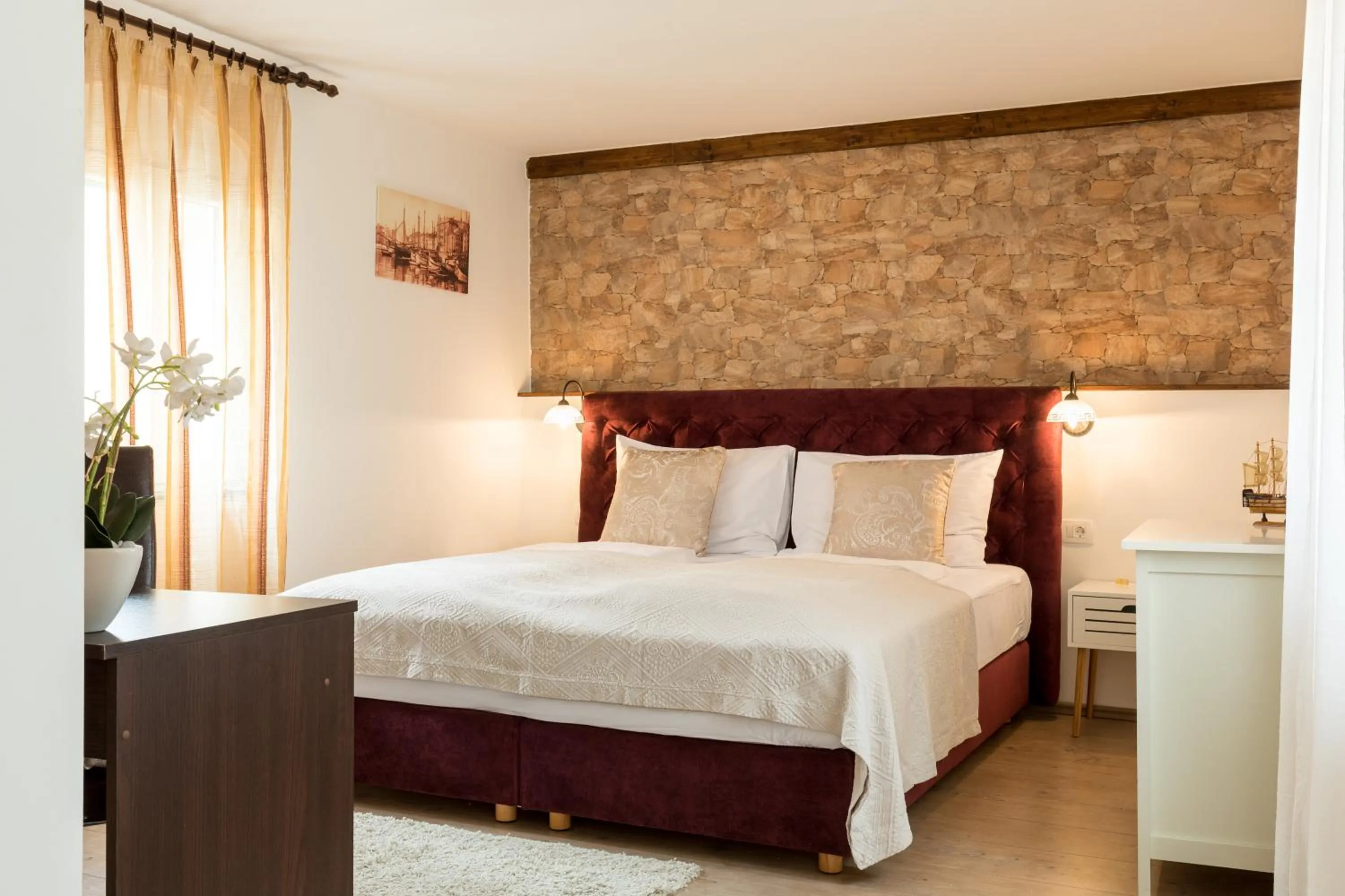 Bedroom, Bed in Guesthouse Imperator