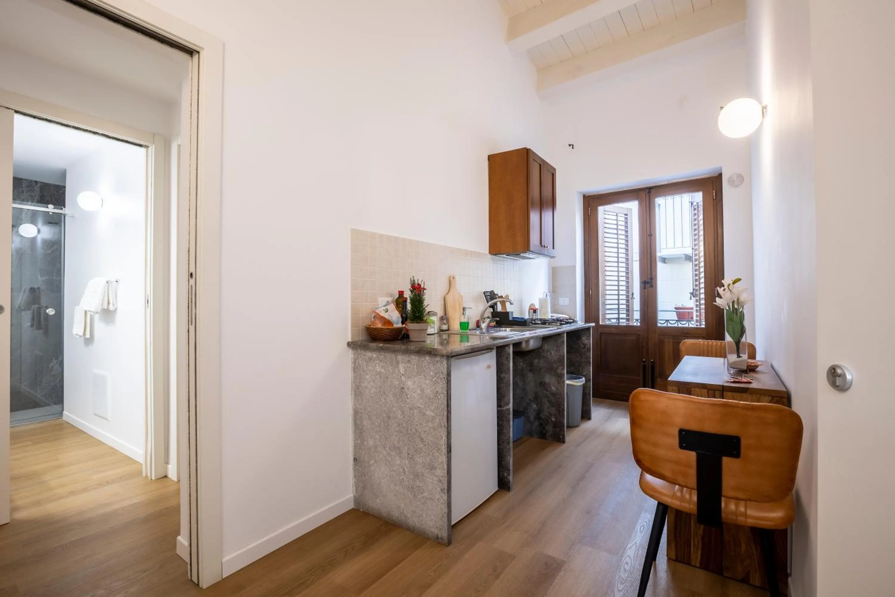 Apartment with Terrace in Vespri Apartments