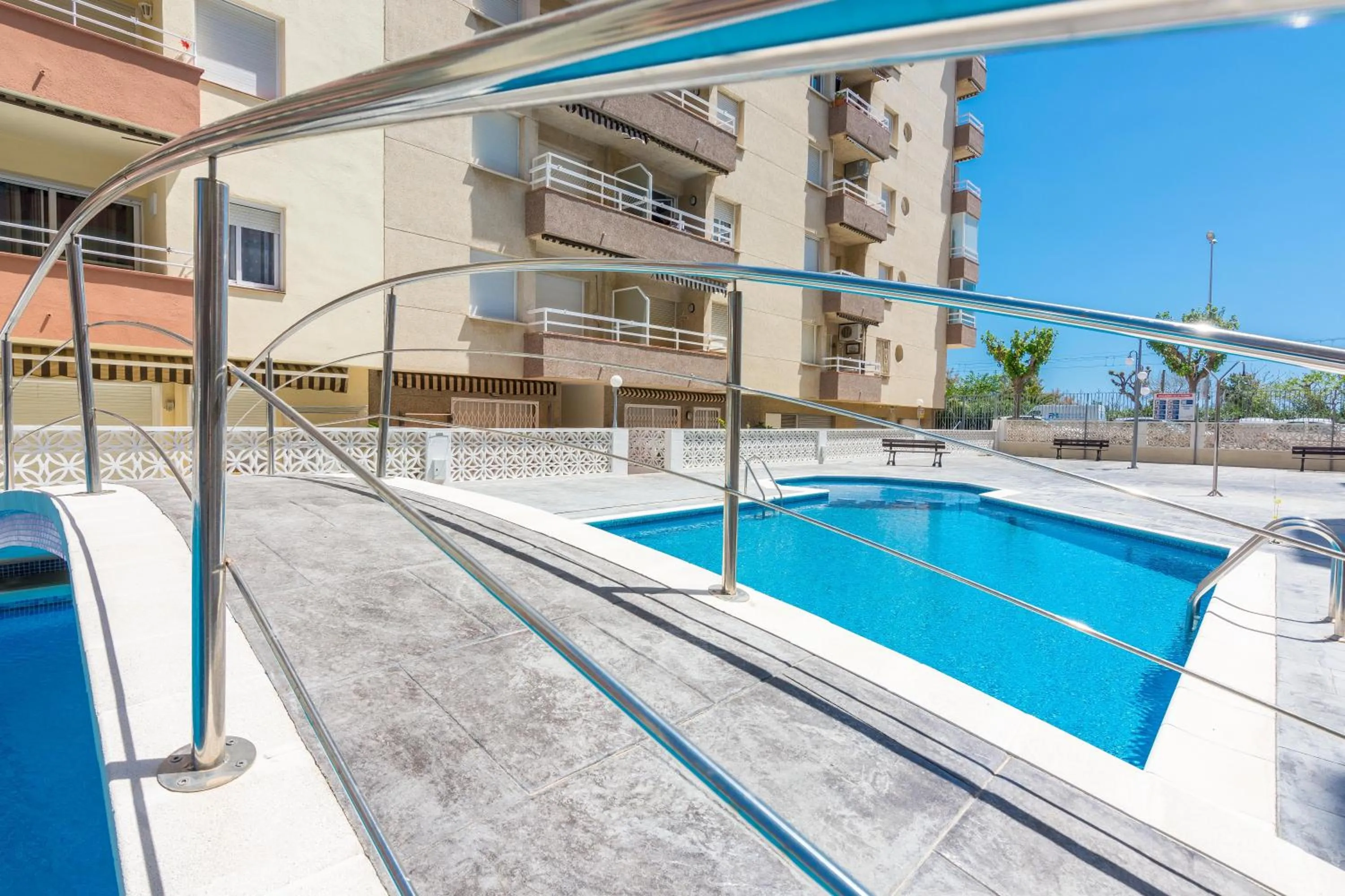 HomeHolidaysRentals Sol