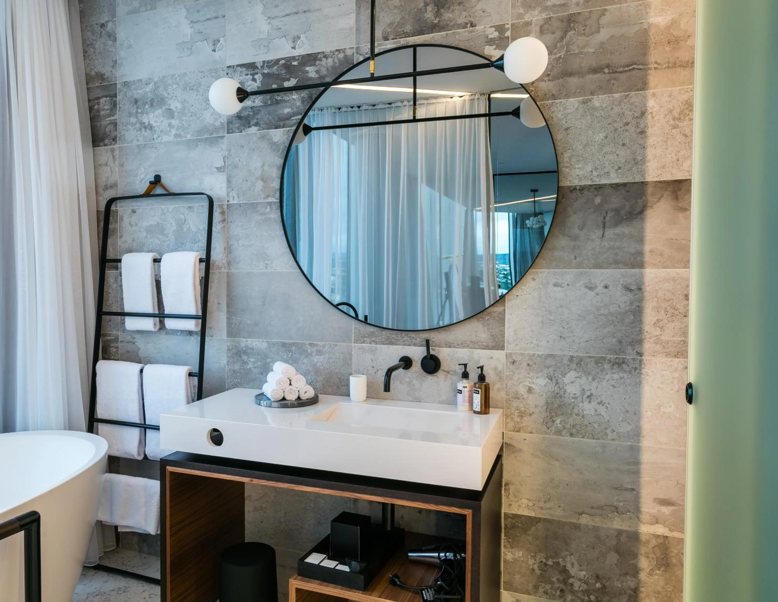 Shower in Tower Suites Reykjavík