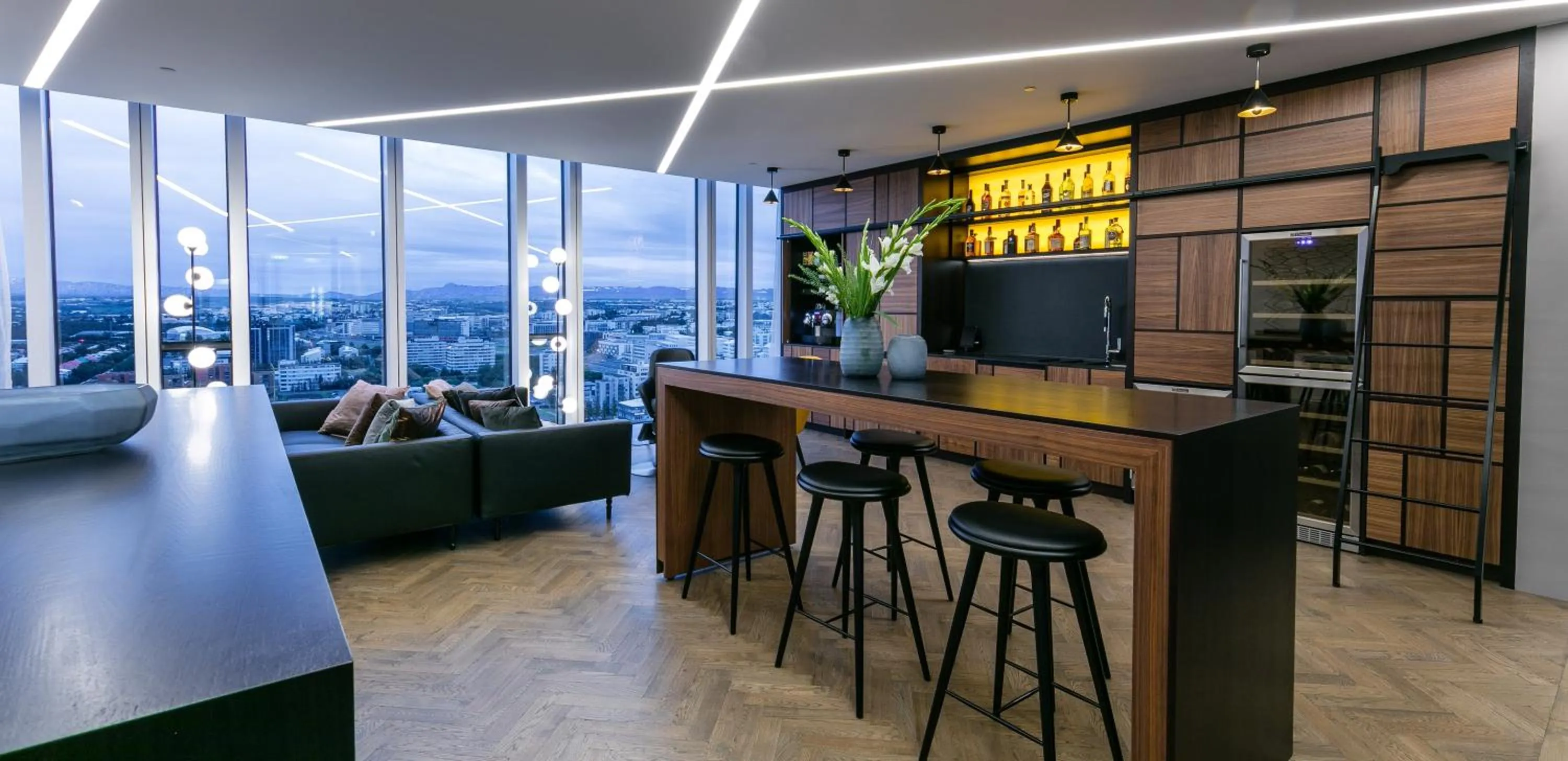 Lounge or bar in Tower Suites Reykjavík