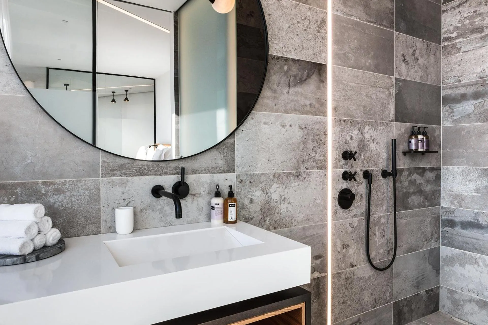 Bathroom in Tower Suites Reykjavík