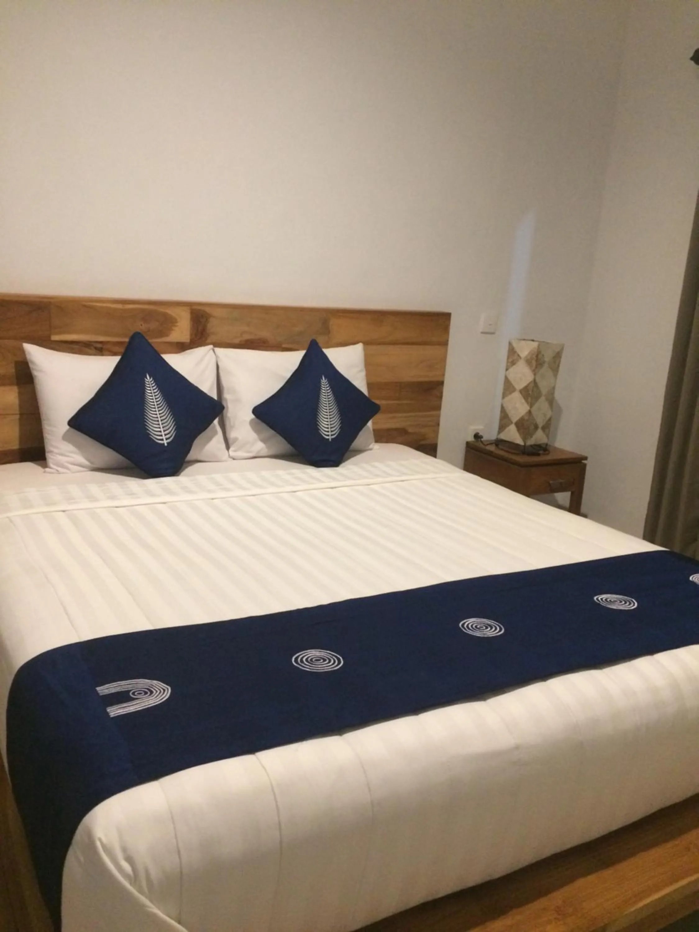 Property building, Bed in Green Papaya House