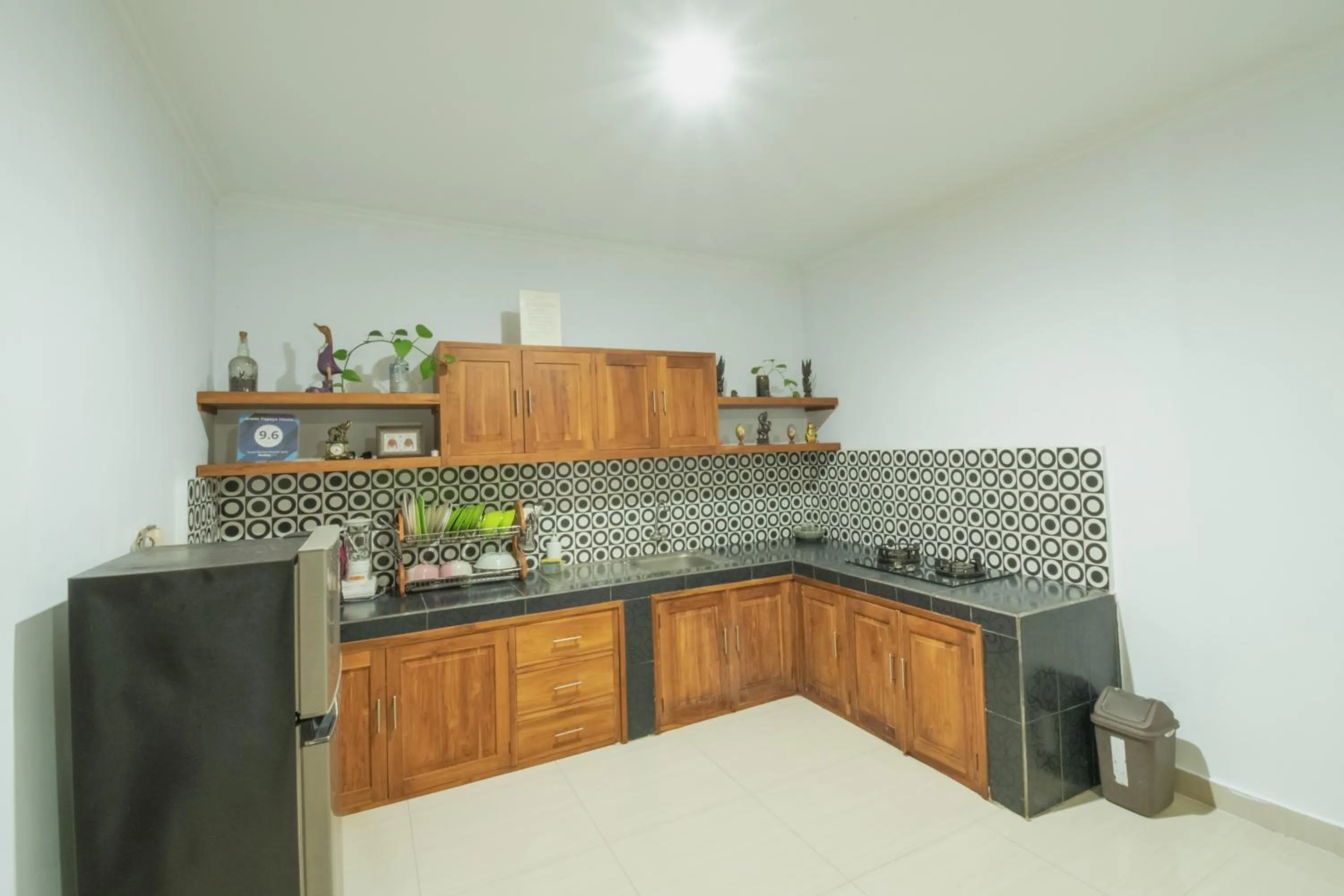 Kitchen or kitchenette in Green Papaya House