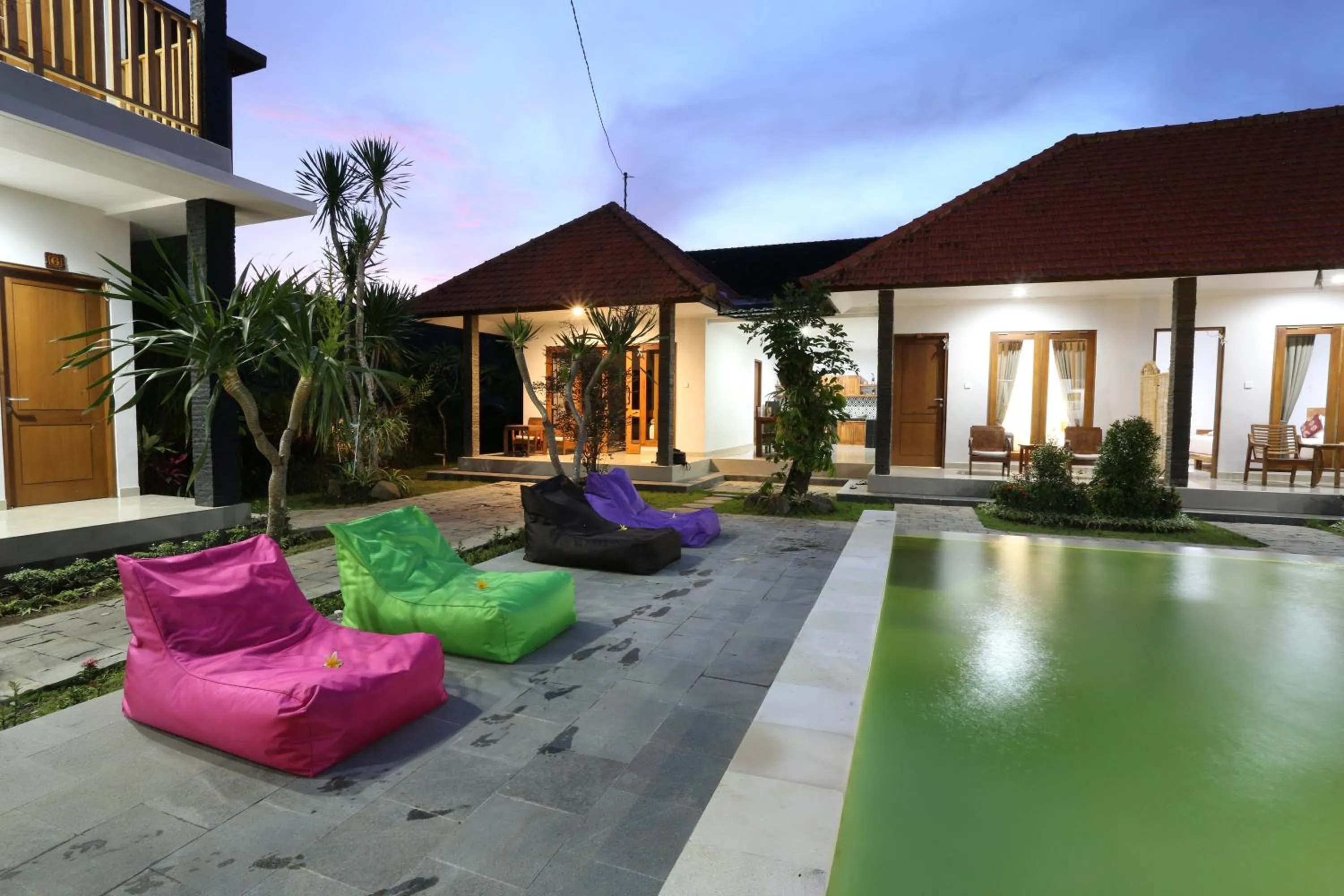 Swimming pool in Green Papaya House