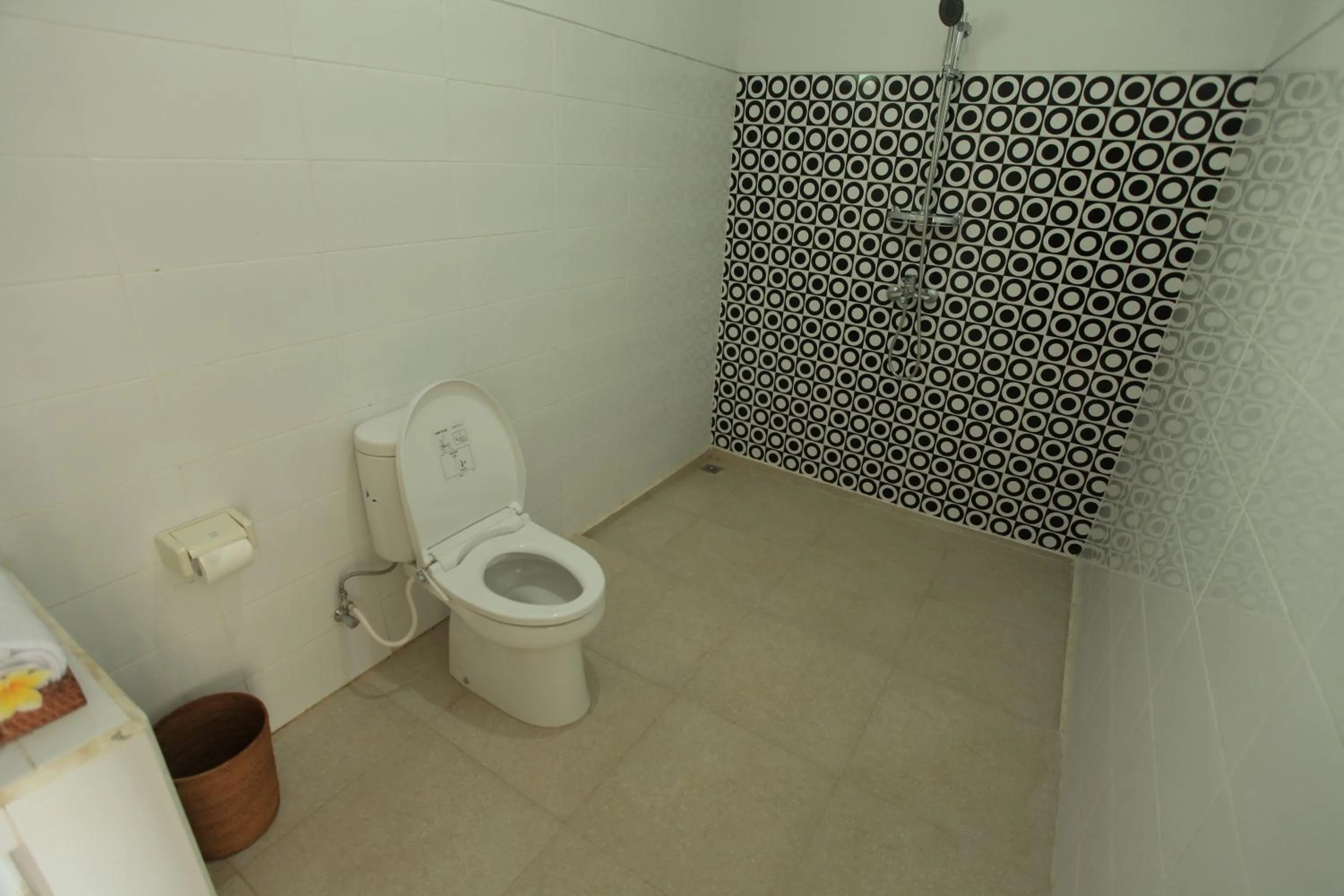 Bathroom in Green Papaya House