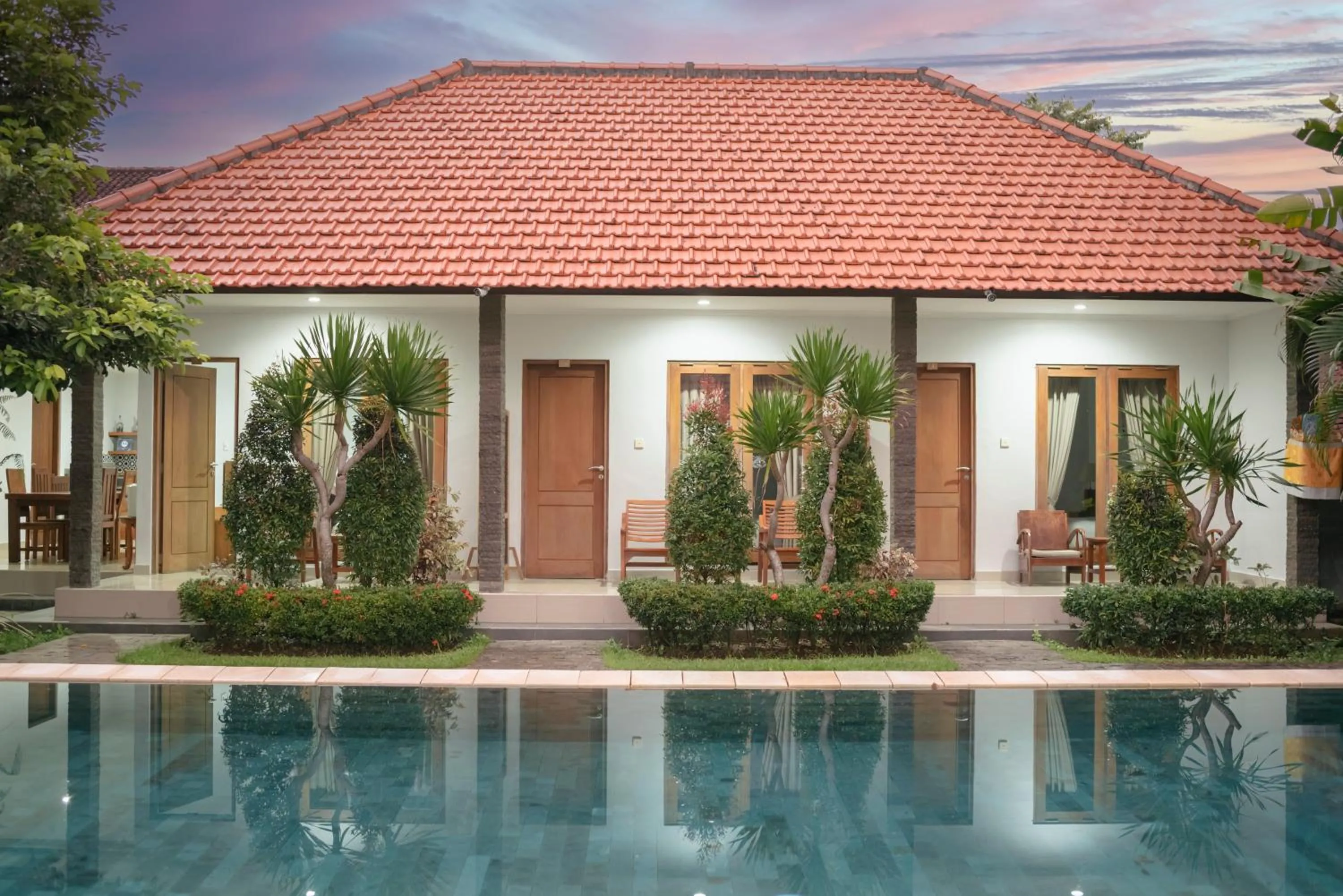 Property building in Green Papaya House