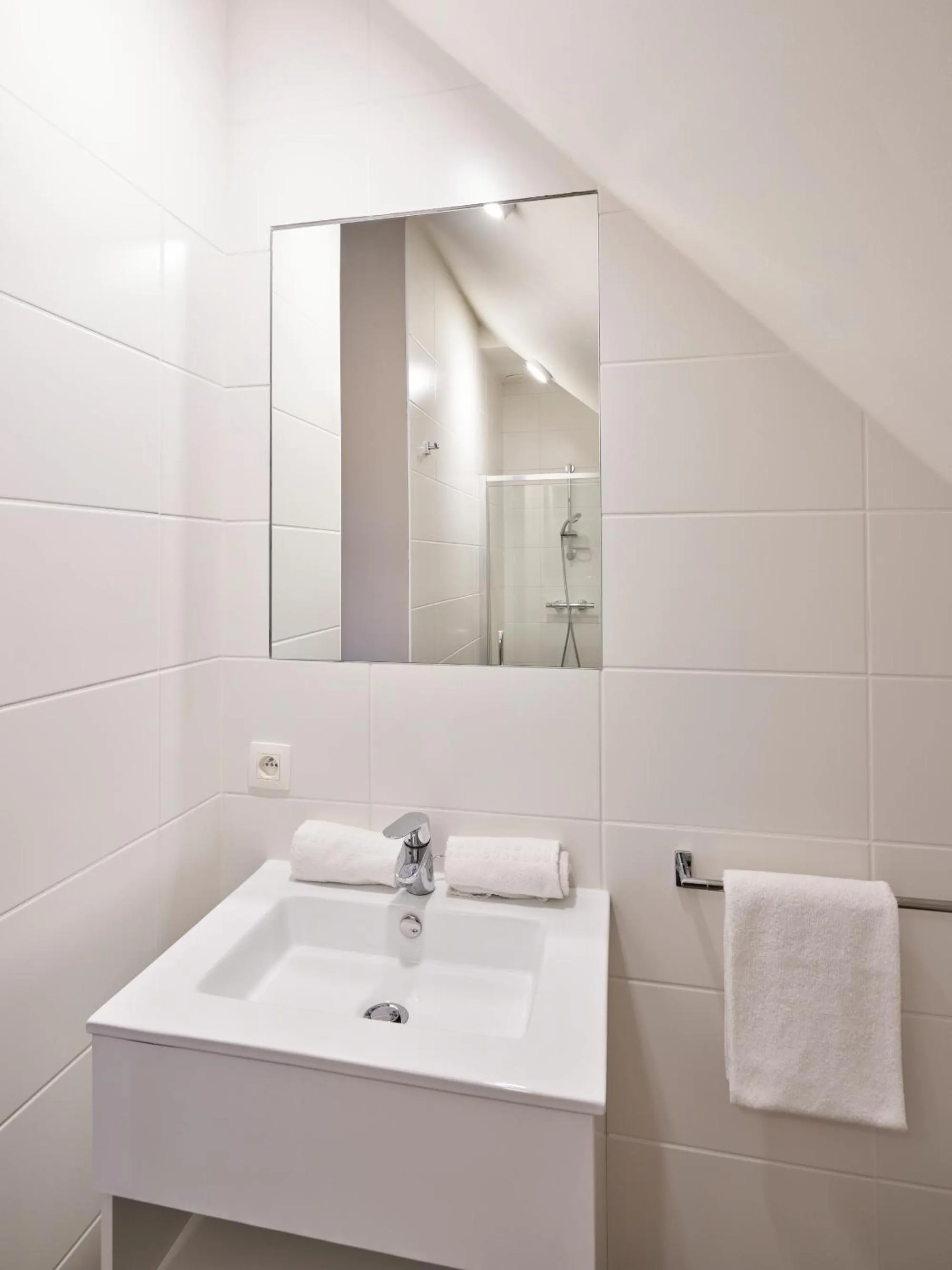 Shower in Holiday Suites Westende - Middelkerke