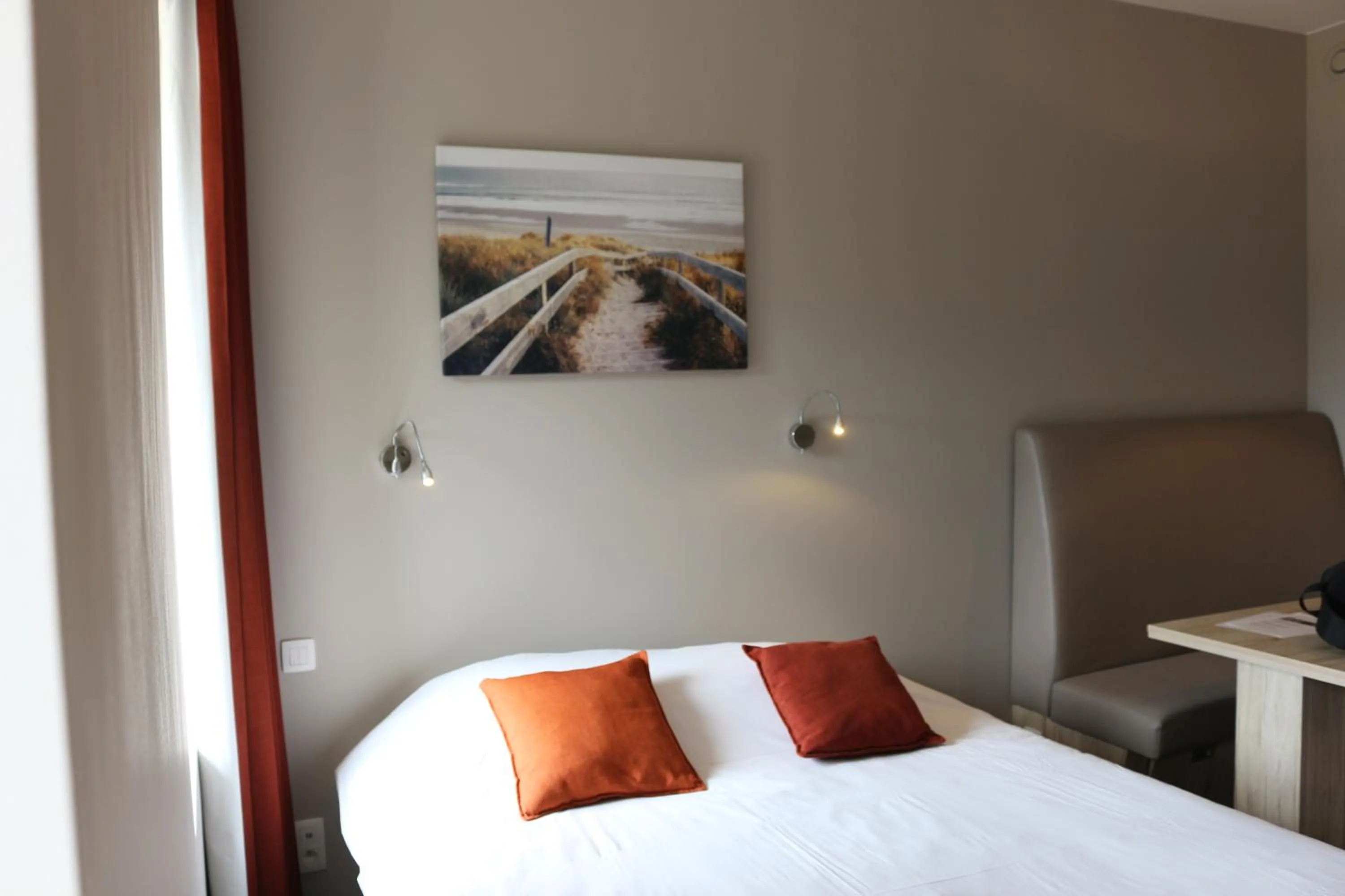Bed in Holiday Suites Westende - Middelkerke