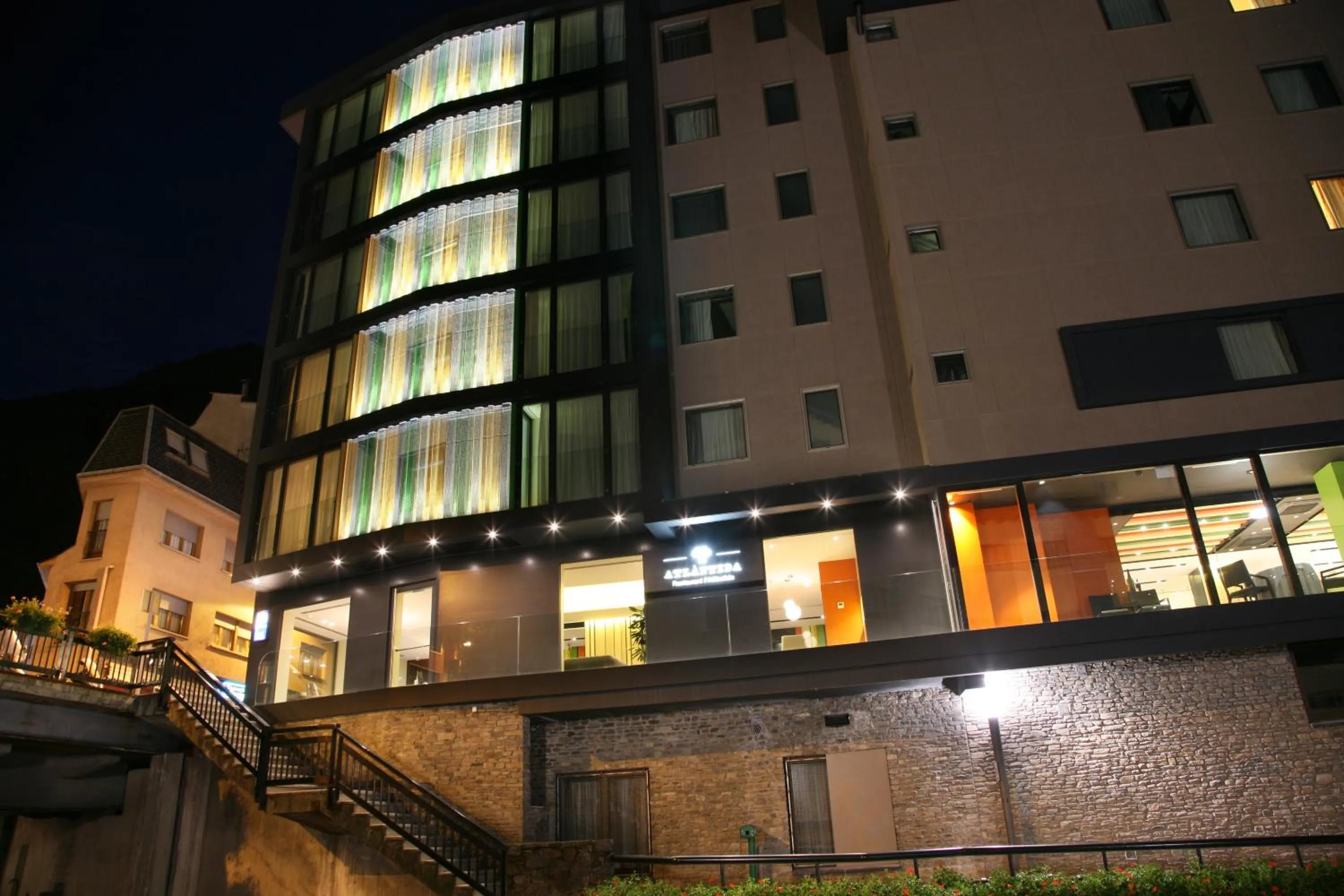 Property building in Hotel Metropolis