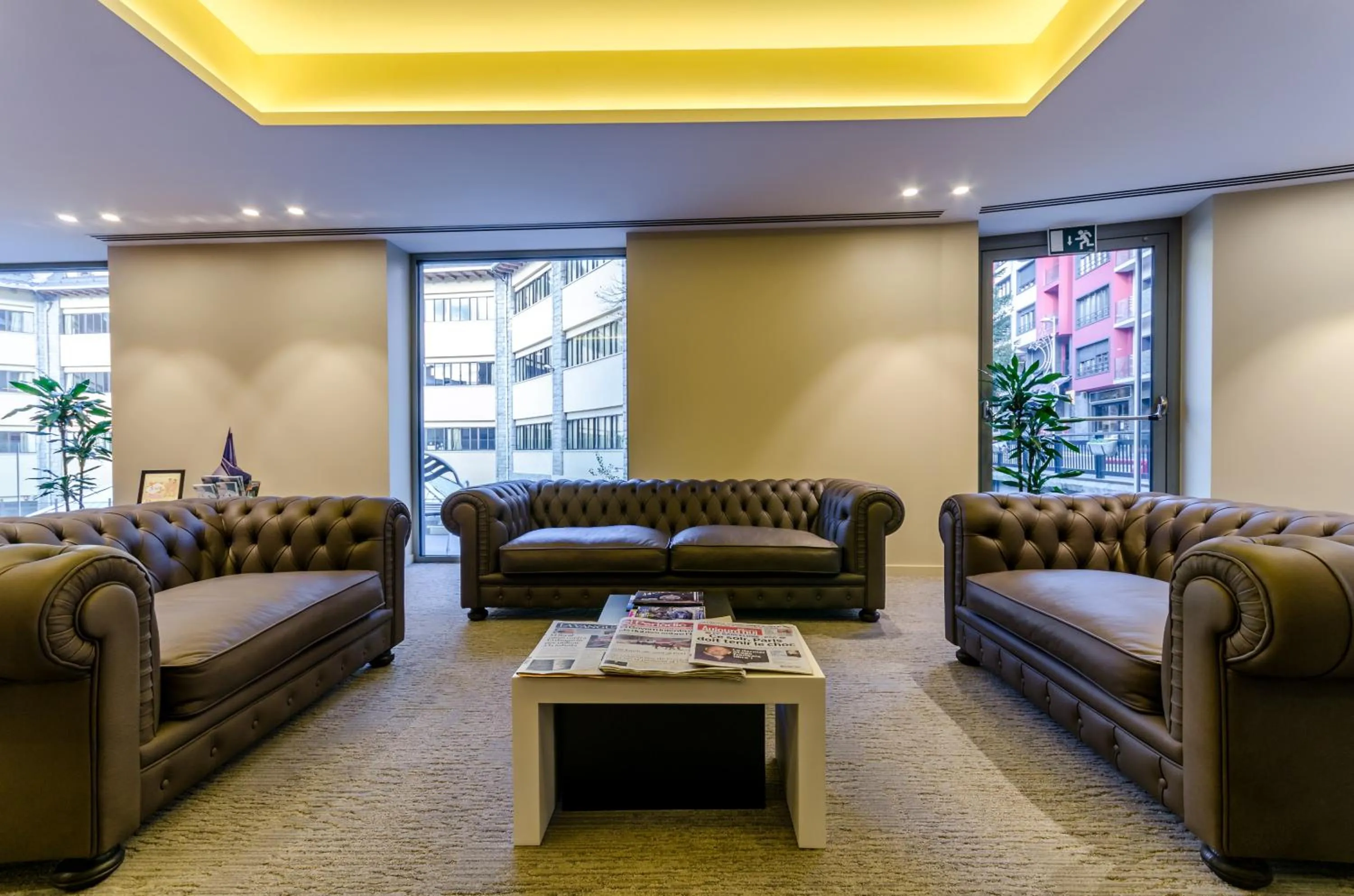 Seating area in Hotel Metropolis