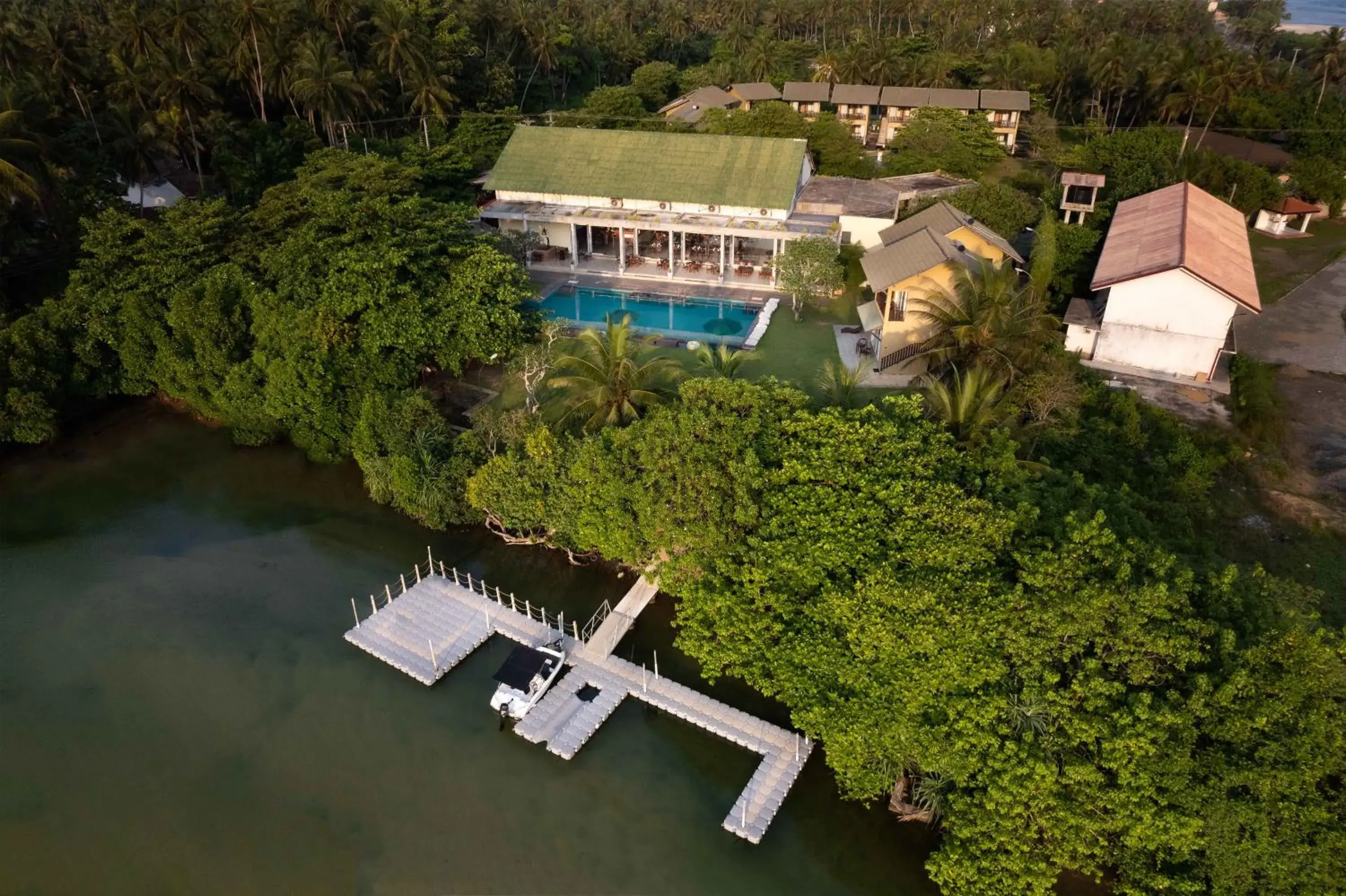 Property building in South Lake Resort Koggala Property building in South Lake Resort Koggala