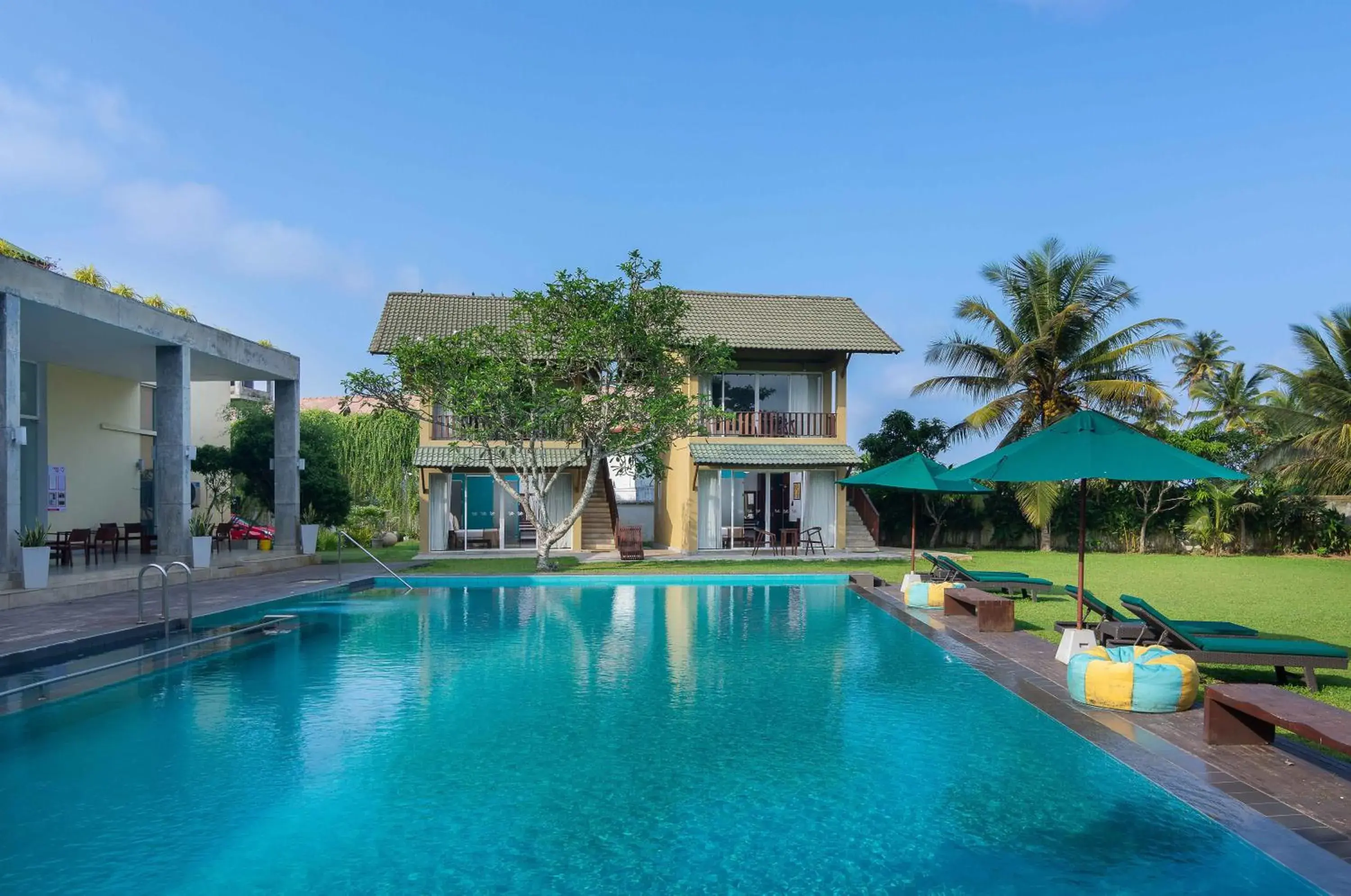 Swimming pool in South Lake Resort Koggala Swimming pool in South Lake Resort Koggala