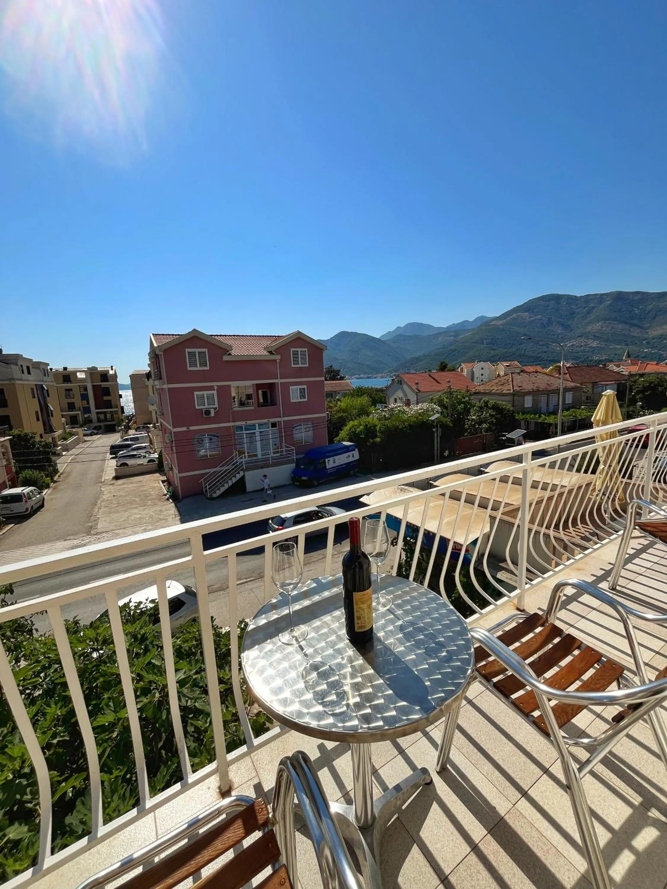 Property building in Apartments Dosljak