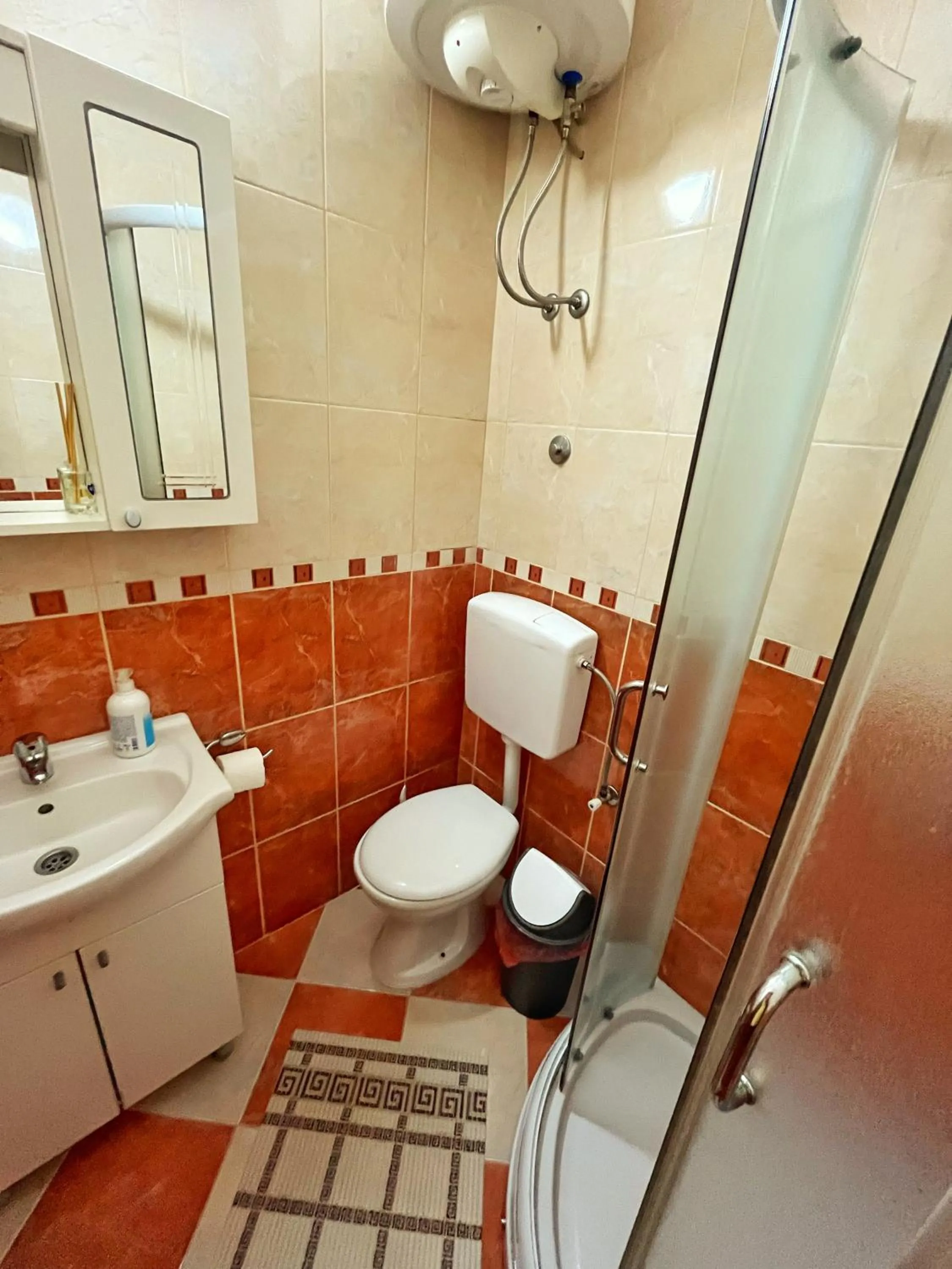 Shower in Apartments Dosljak