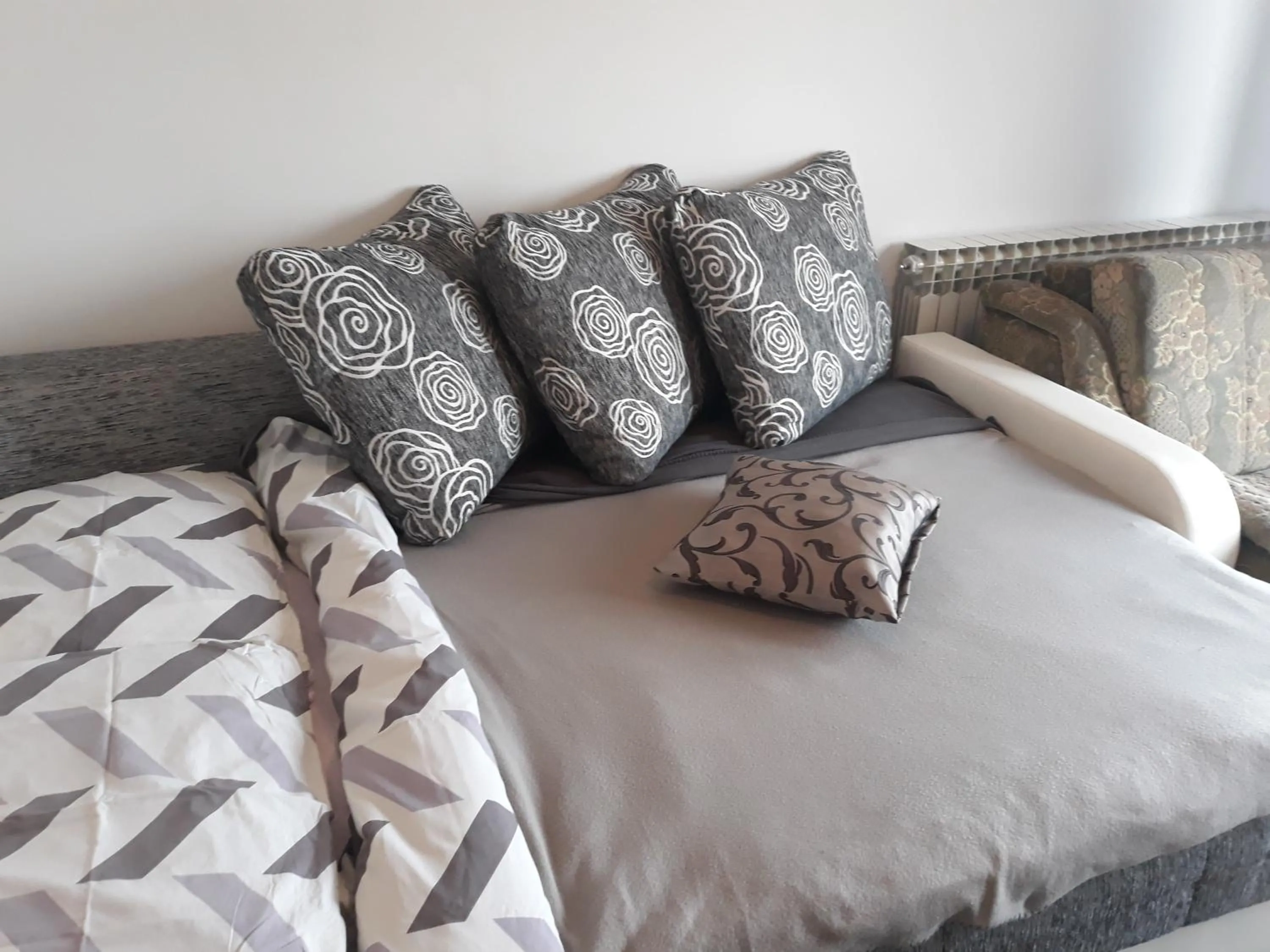 Bed in Apartment Karlos