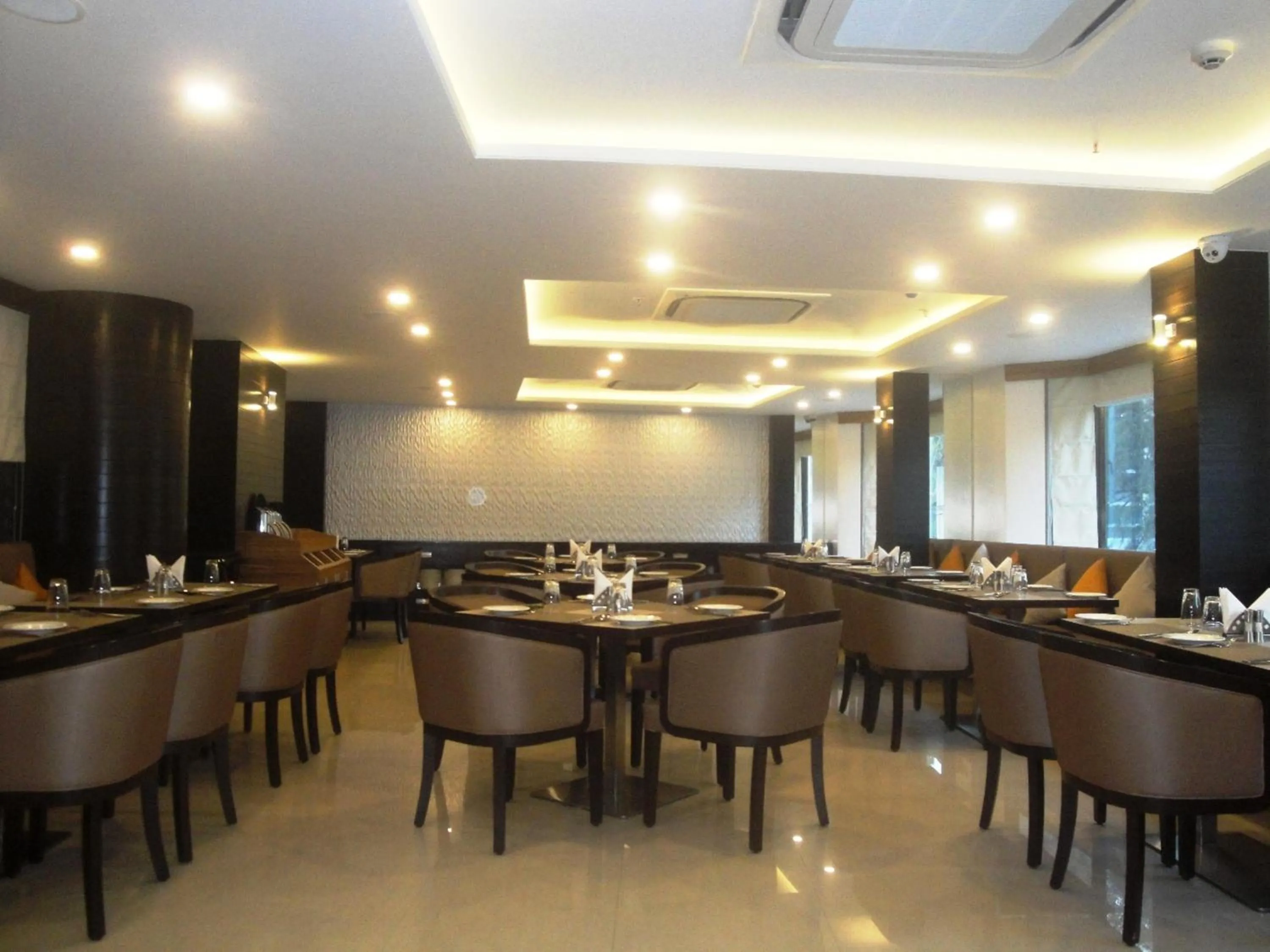 Restaurant/places to eat in The Fern Residency, MIDC, Pune