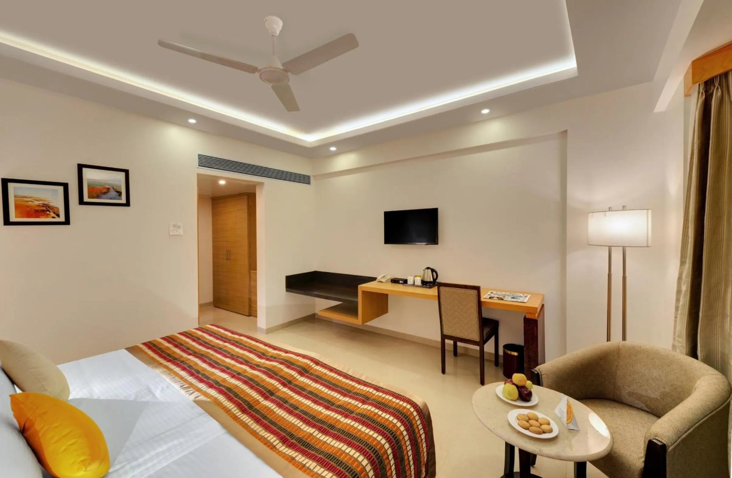 Bedroom, Bed in The Fern Residency, MIDC, Pune