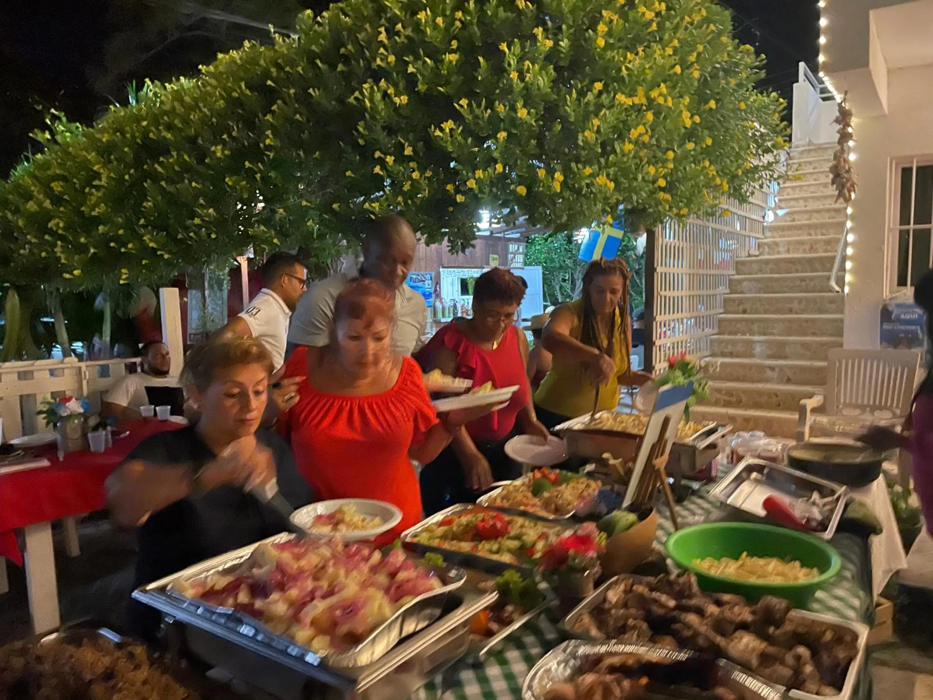 People in Albergo El Pulpo, Bayahíbe