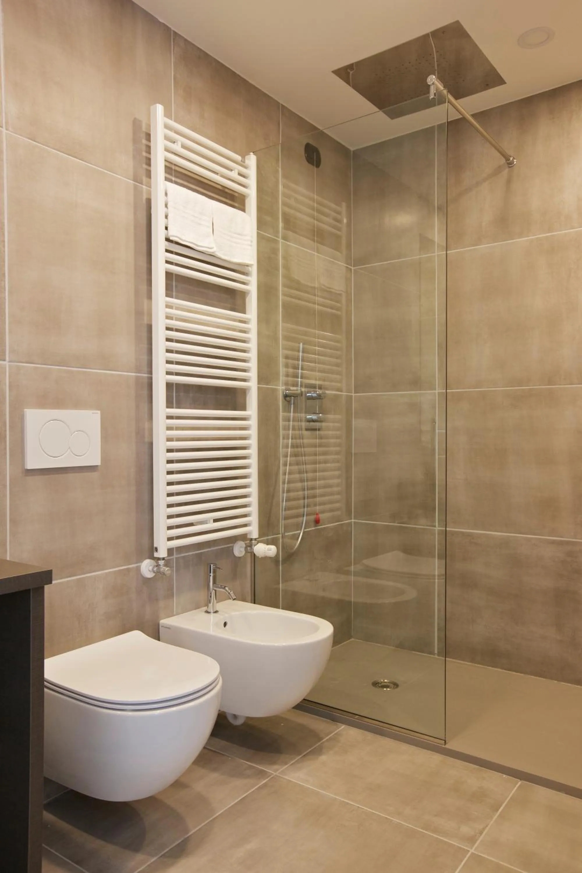 Bathroom in Hotel Al Campanile - Luxury Suites & Apartments