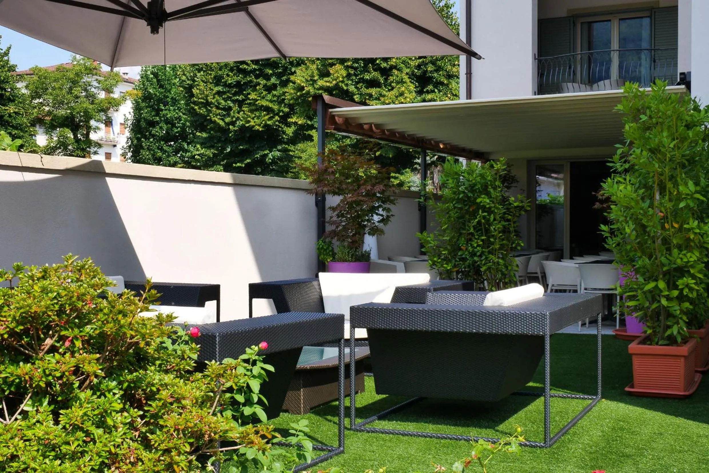 Garden in Hotel Al Campanile - Luxury Suites & Apartments