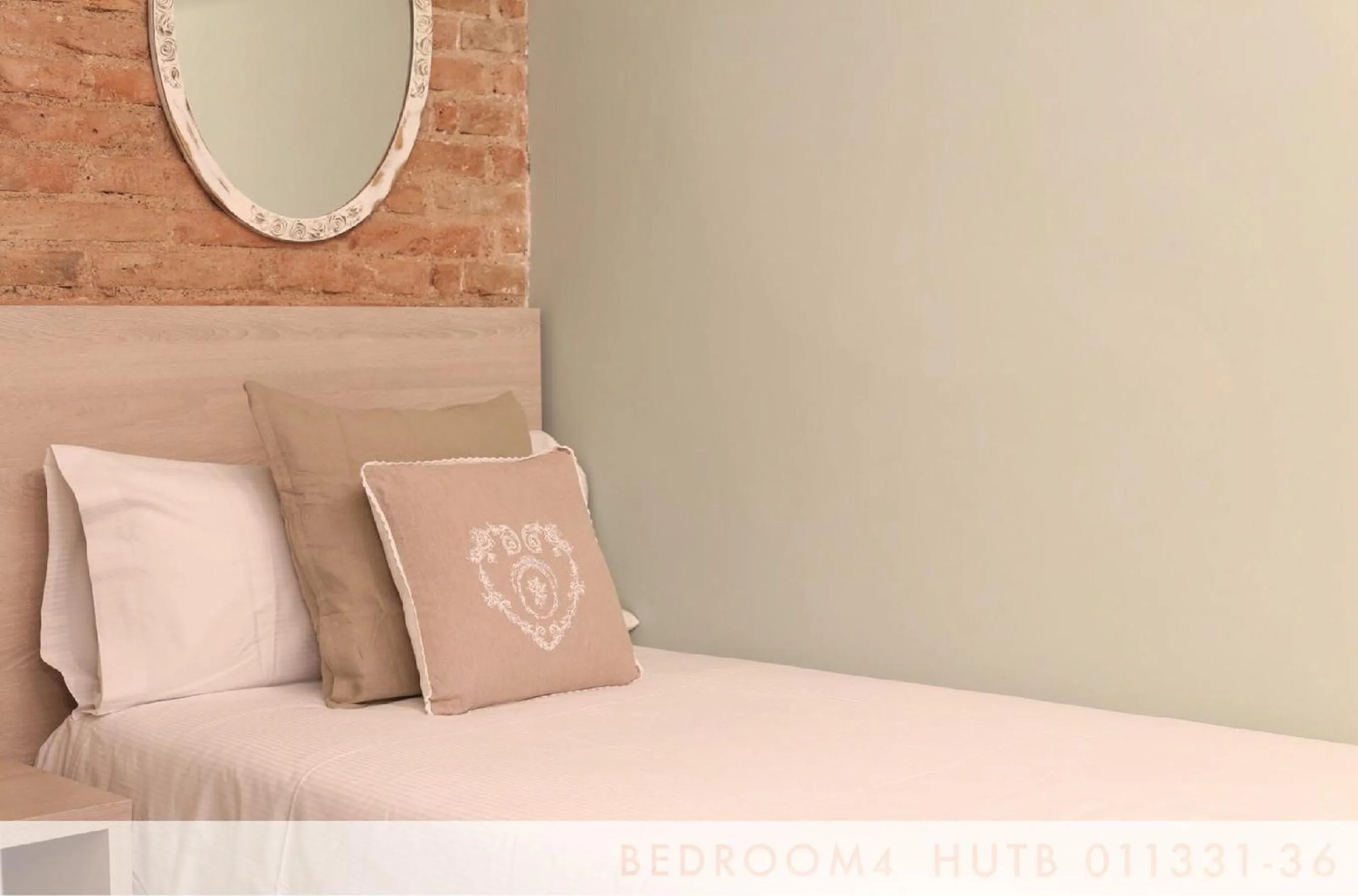 Bedroom, Bed in Suite Place Barcelona Còrsega