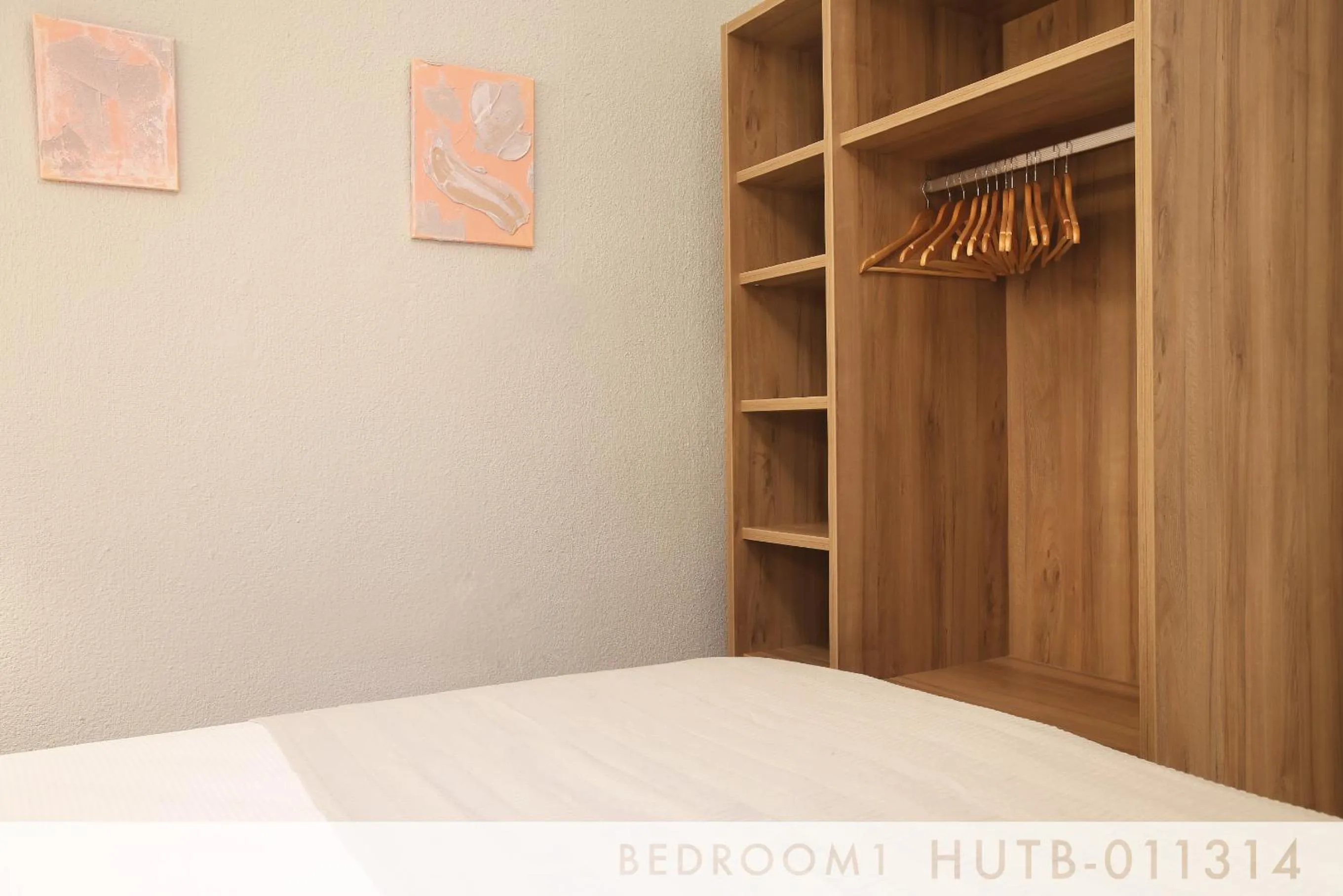 Bedroom, Bed in Suite Place Barcelona Còrsega