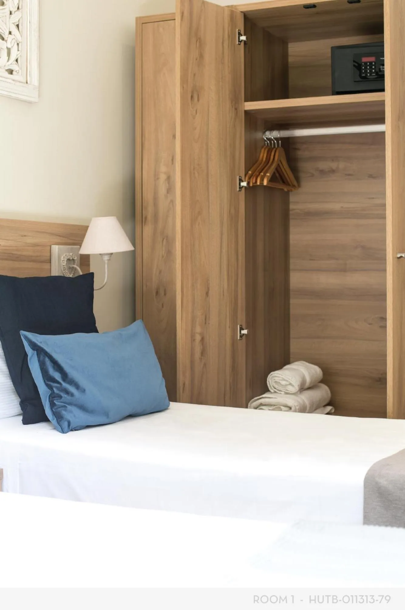 Bedroom, Bed in Suite Place Barcelona Còrsega