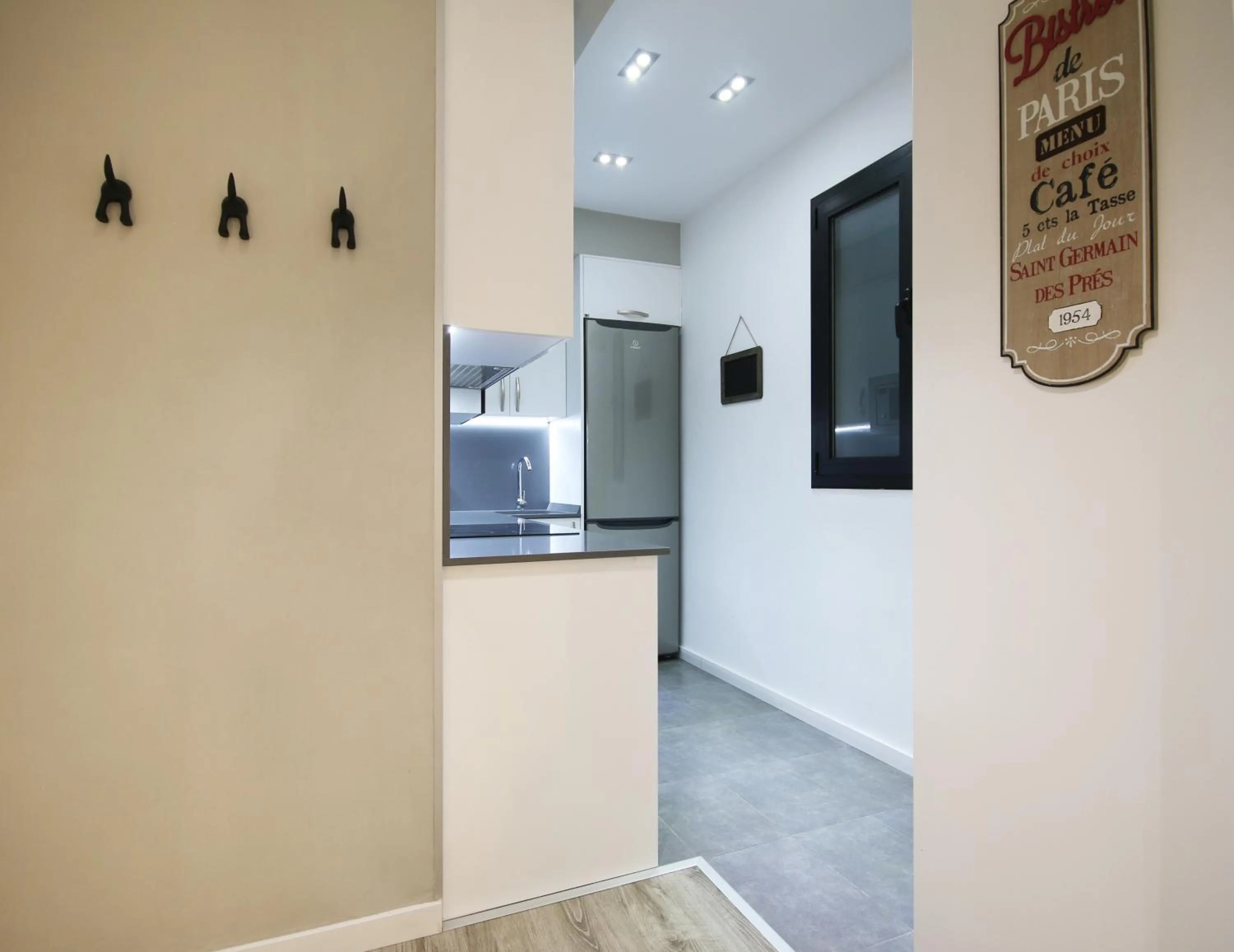 Kitchen or kitchenette in Suite Place Barcelona Còrsega