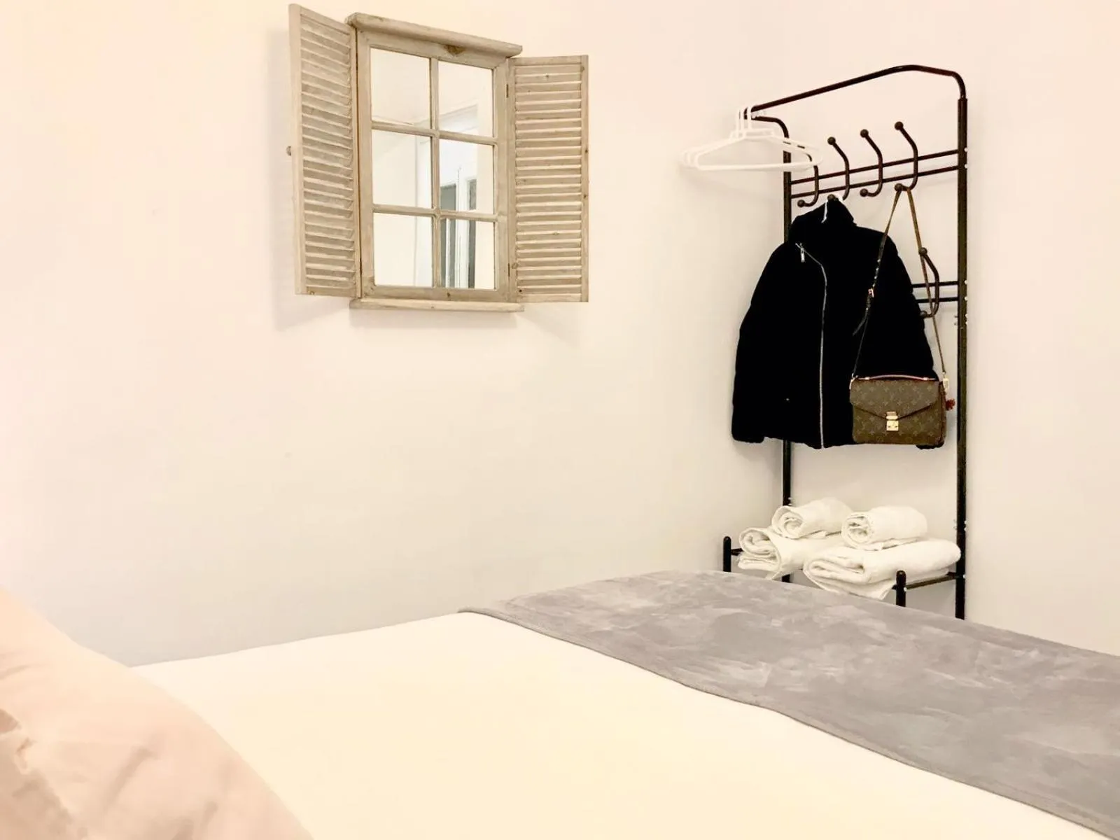 Bedroom, Bed in Suite Place Barcelona Còrsega