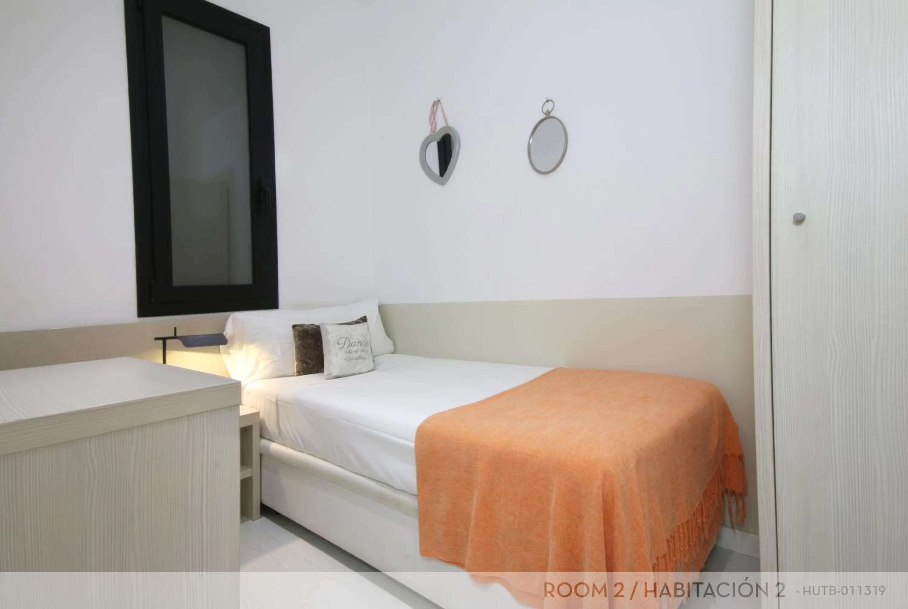 Bedroom, Bed in Suite Place Barcelona Còrsega