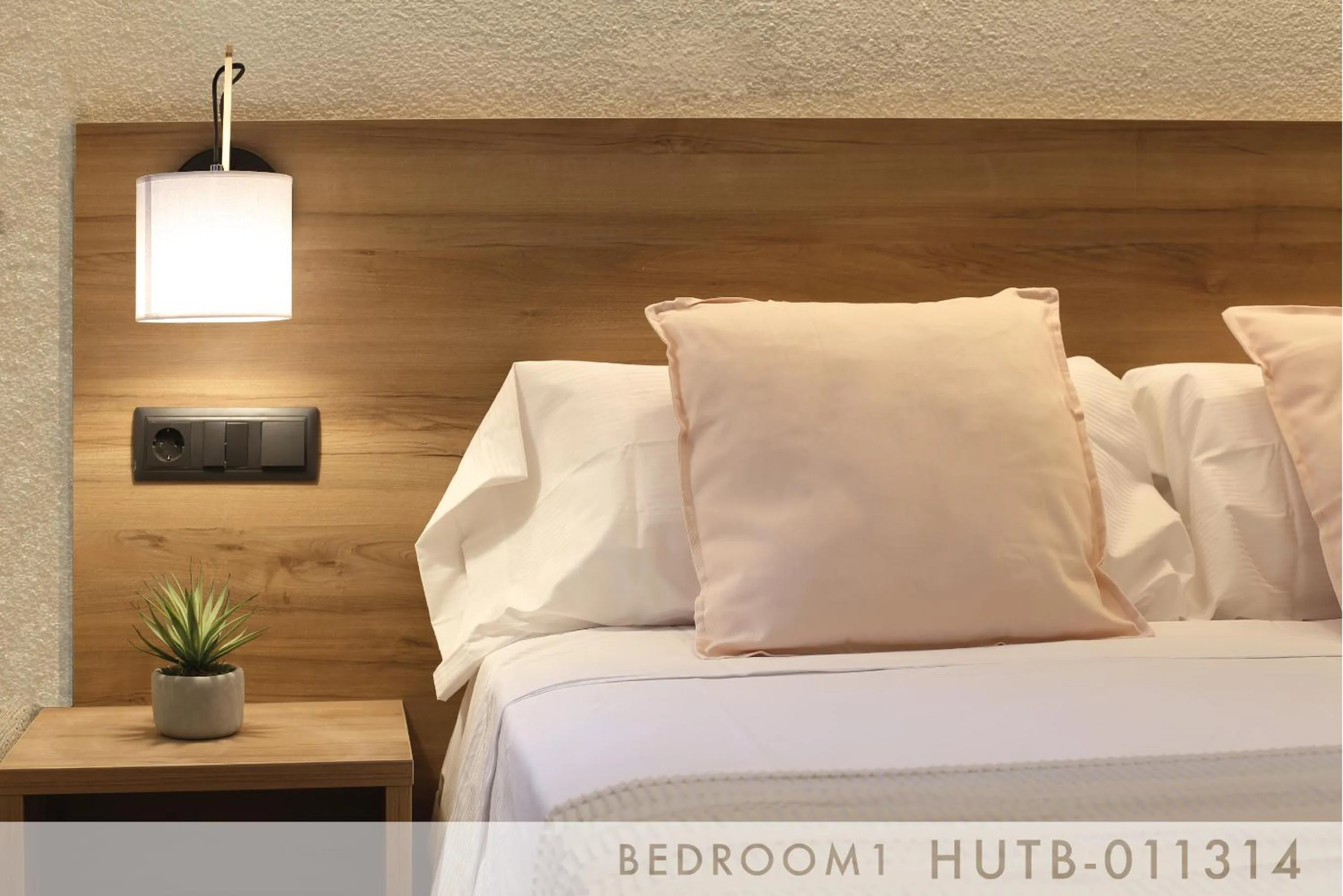 Bedroom, Bed in Suite Place Barcelona Còrsega